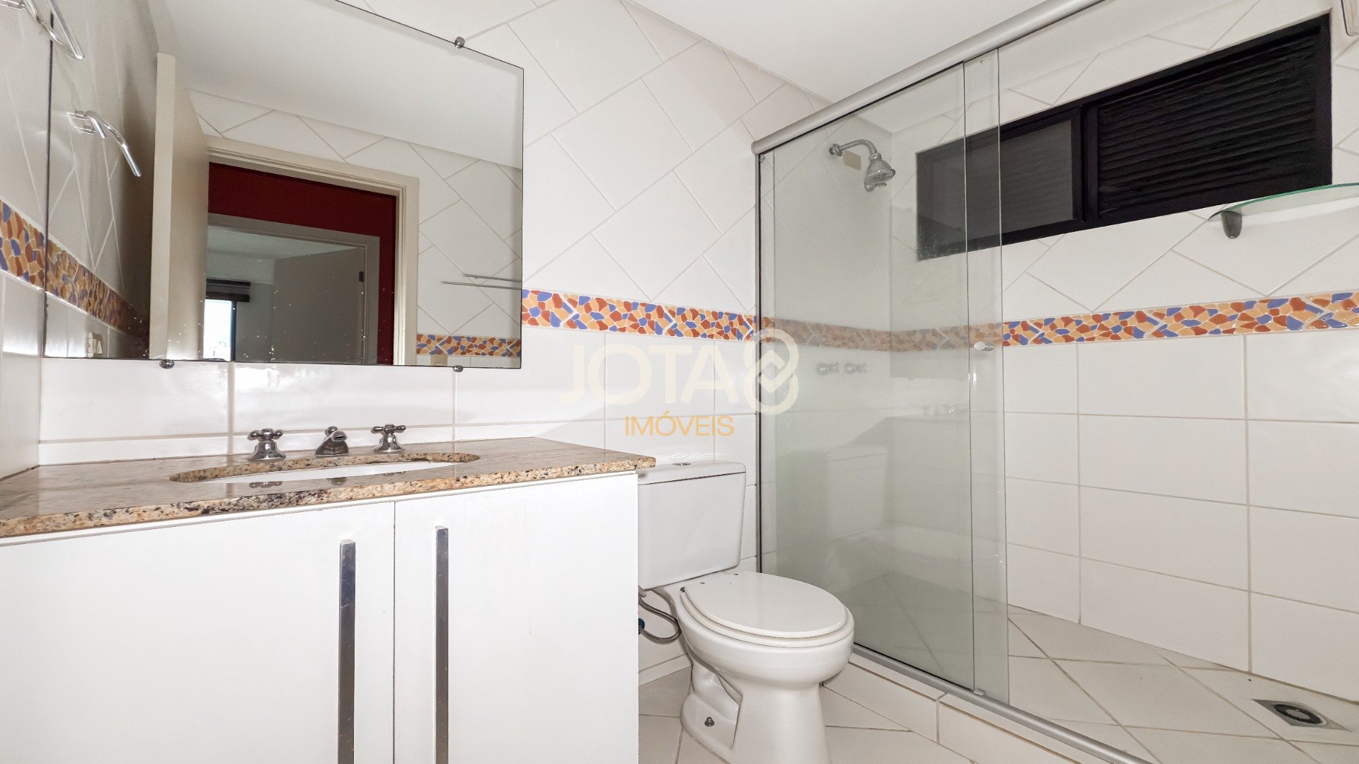 OPORTUNIDADE NO ECOVILLE: 2 QUARTOS + CLOSET E CONDOMÍNIO CLUBE