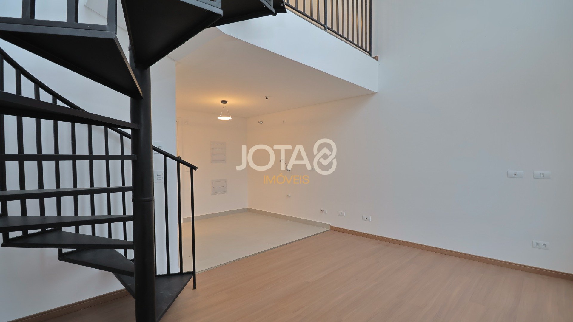 LOFT DUPLEX