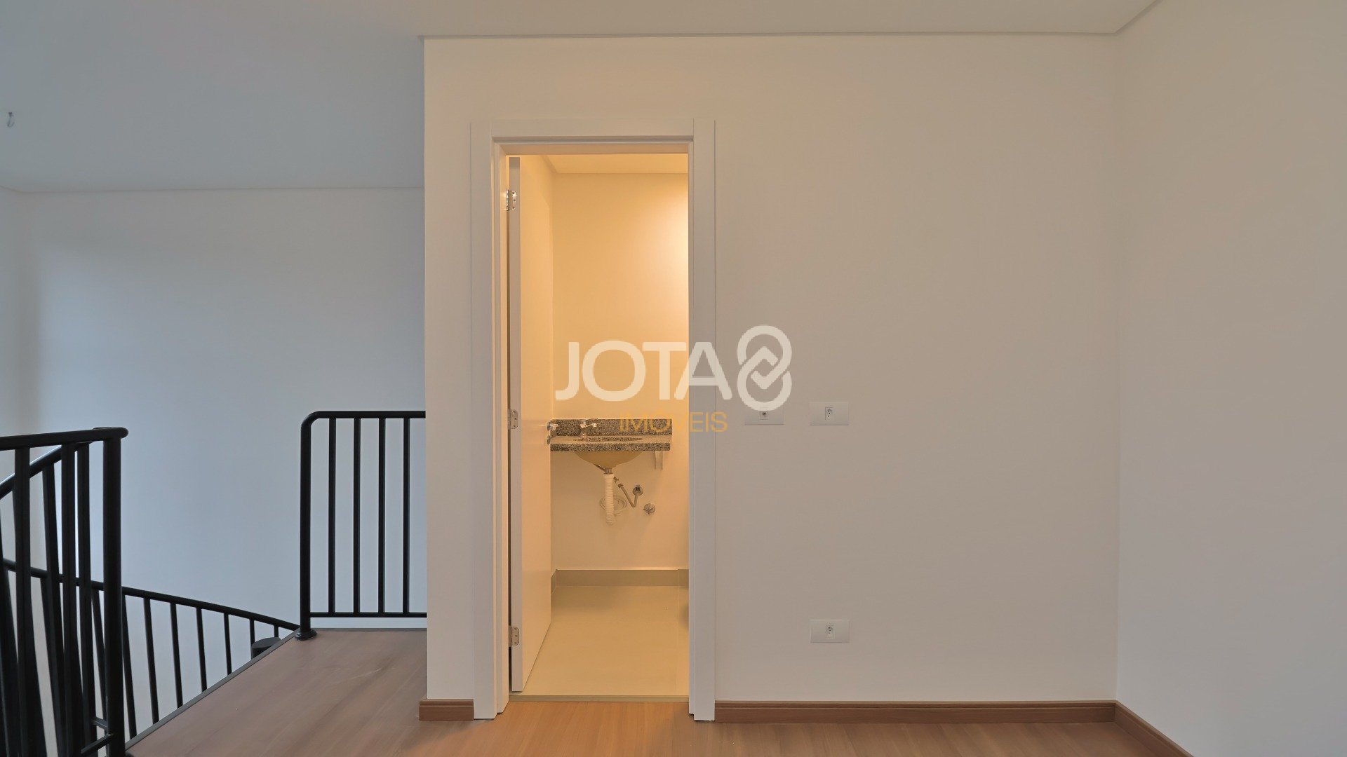 LOFT DUPLEX