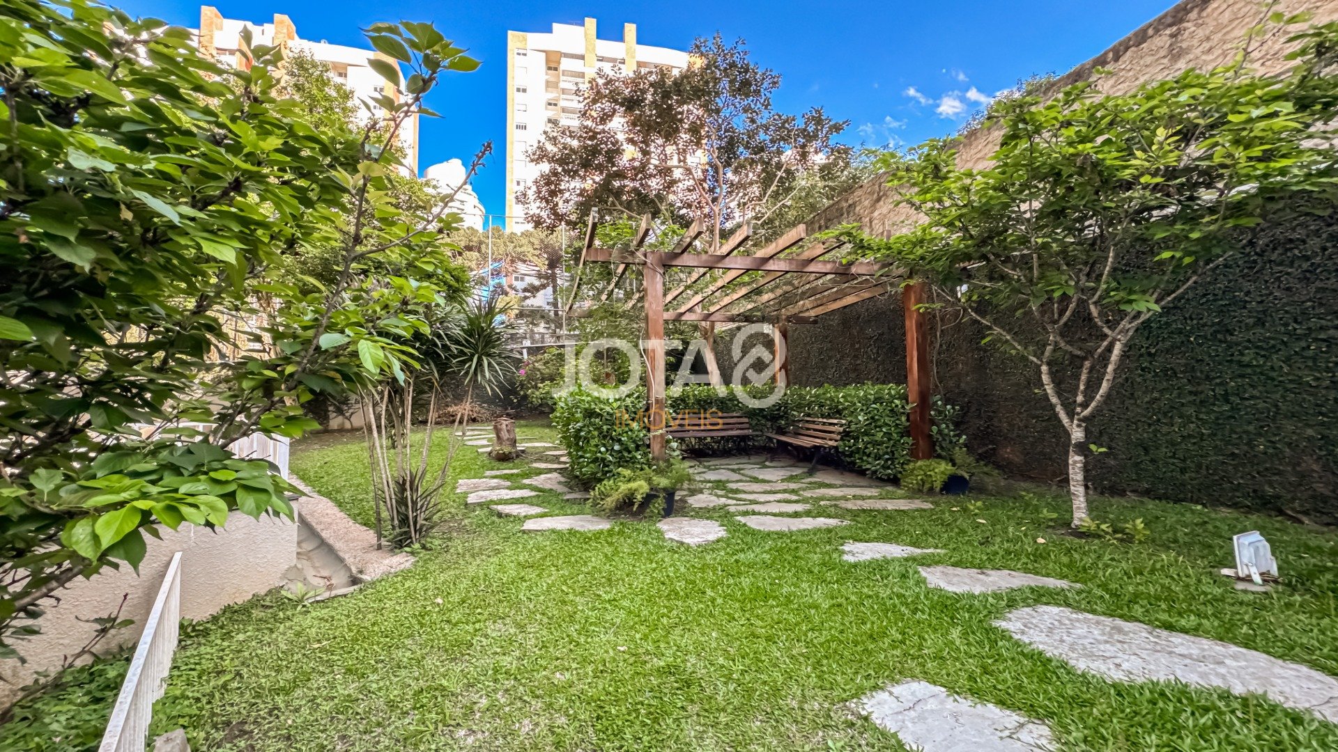 APARTAMENTO 3  QUARTOS ECOVILLE