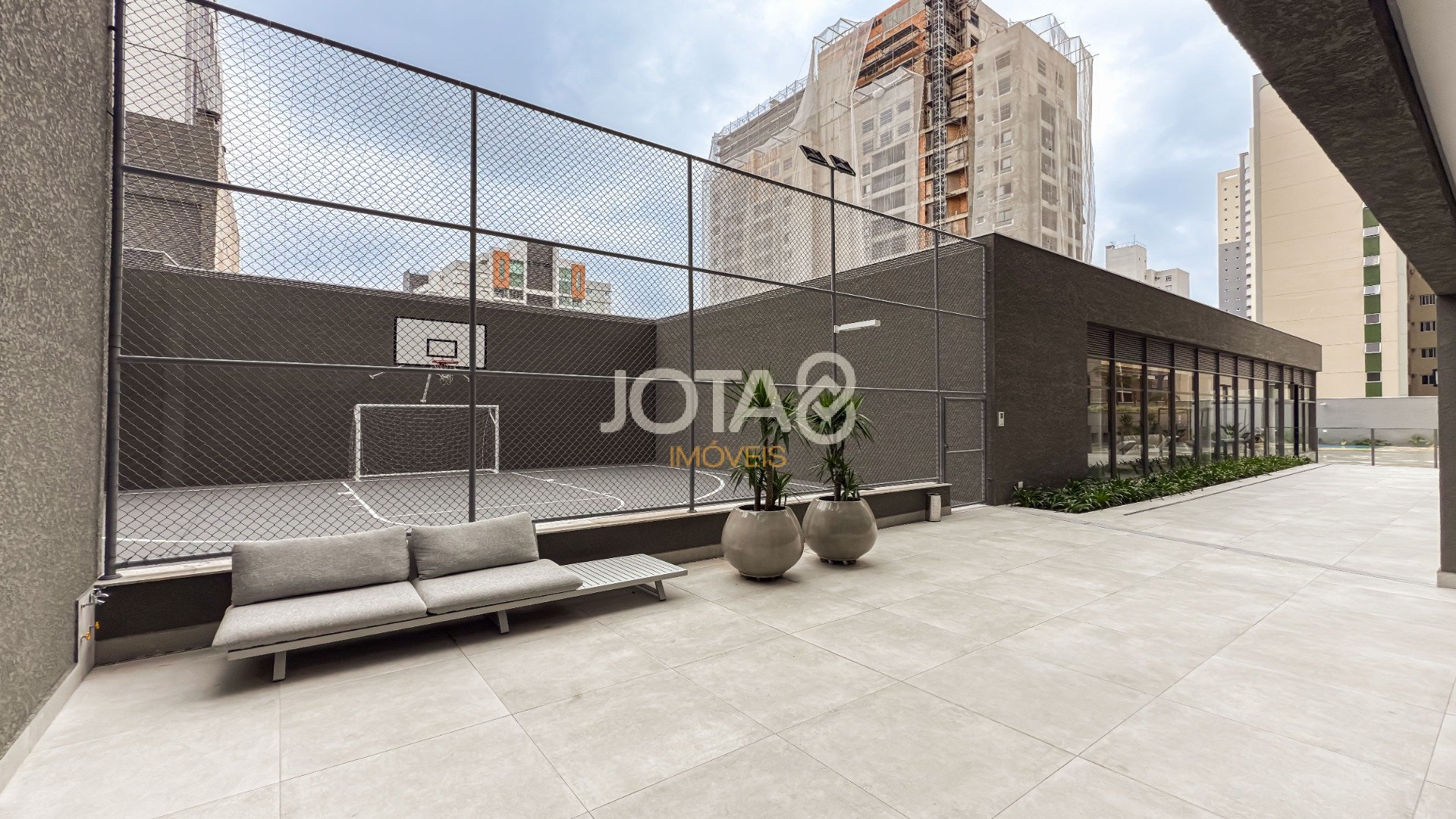 VITRA EM ANDAR ALTO, VISTA DESLUMBRANTE E COM 3 SUÍTES
