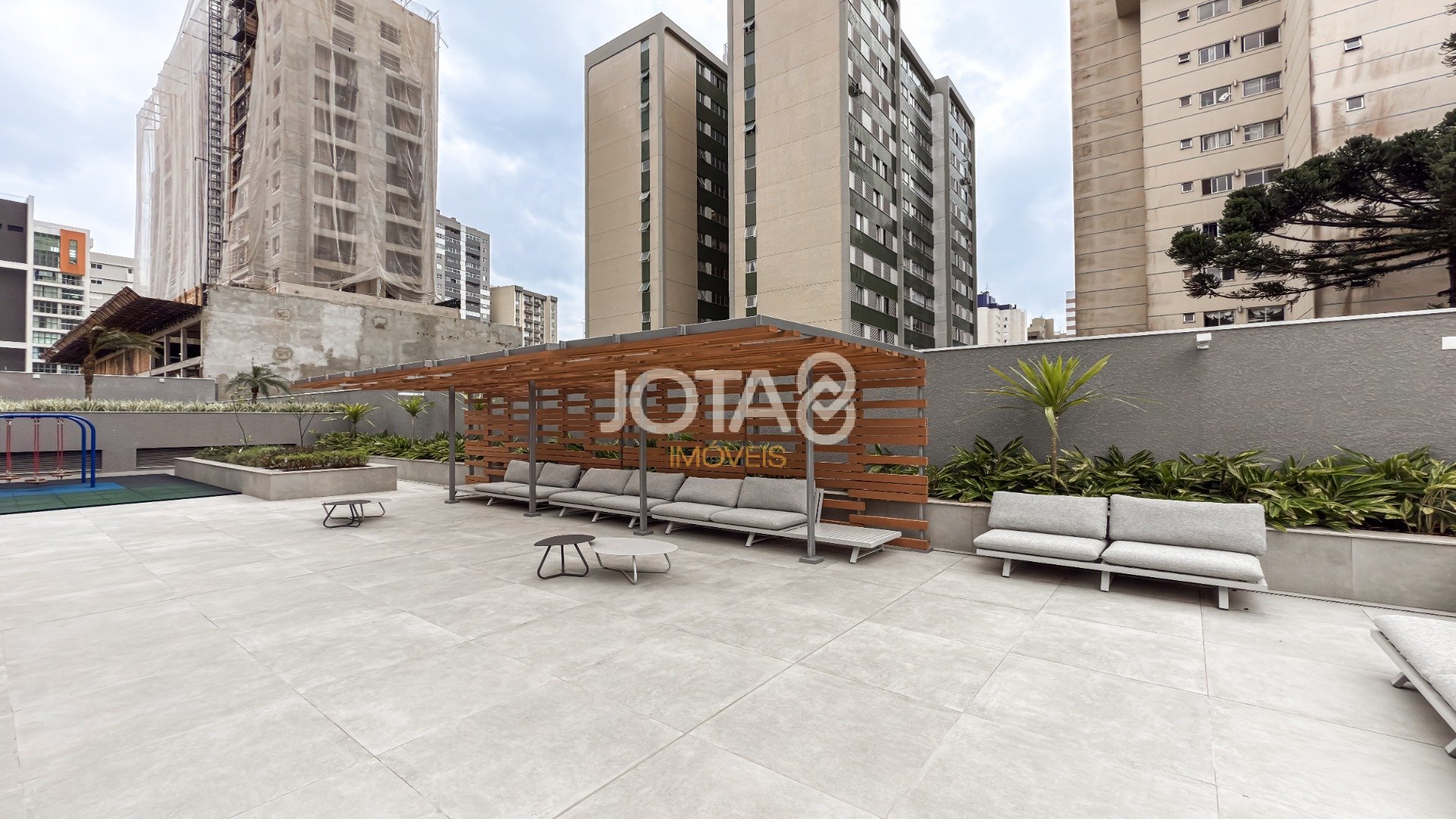 VITRA EM ANDAR ALTO, VISTA DESLUMBRANTE E COM 3 SUÍTES