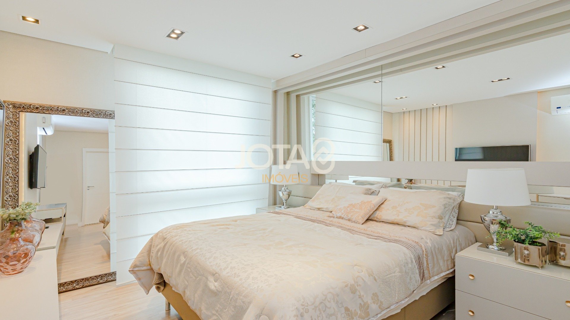 APARTAMENTO EM CONDOMÍNIO CLUBE PRONTINHO PARA MORAR