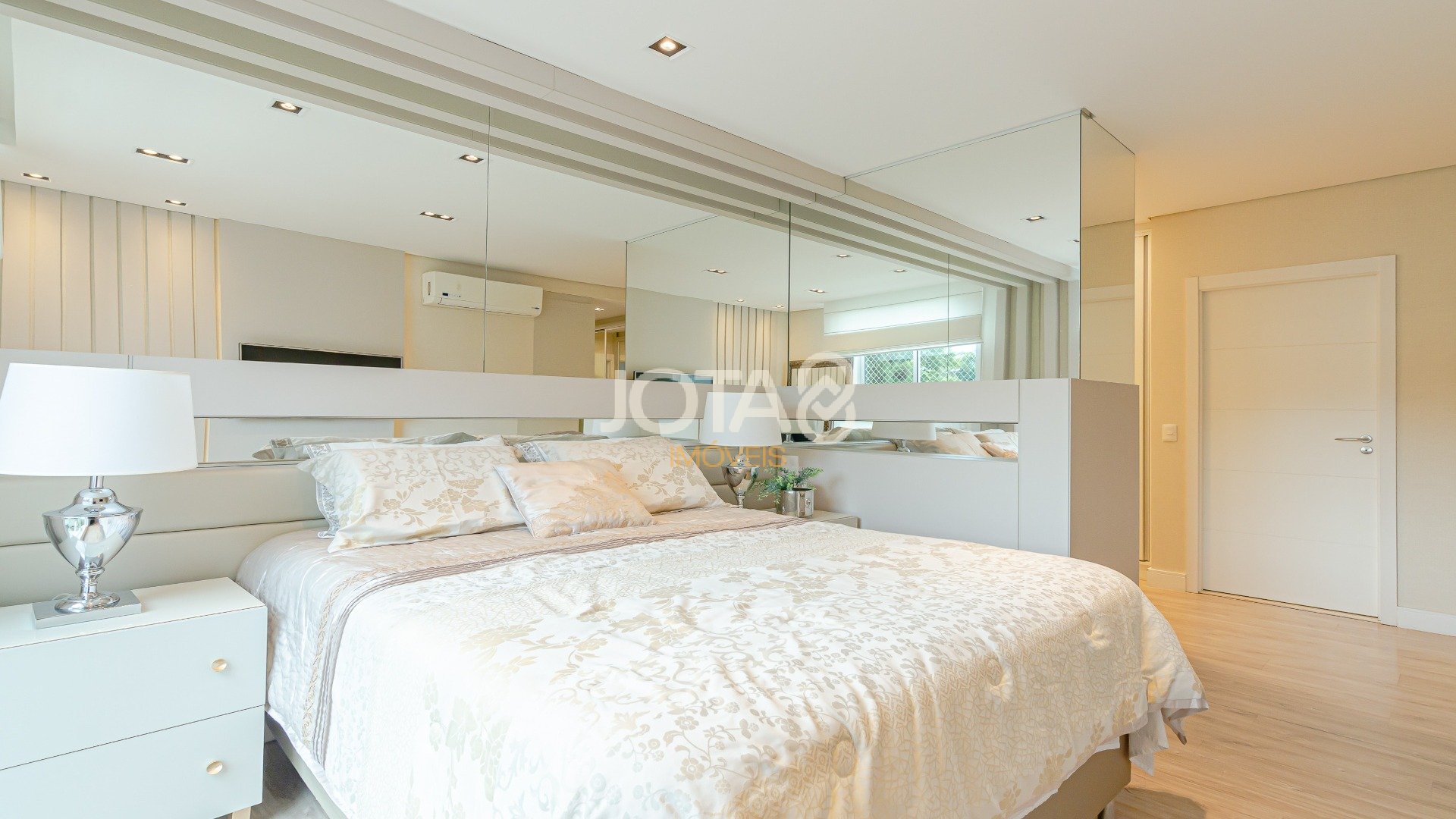APARTAMENTO EM CONDOMÍNIO CLUBE PRONTINHO PARA MORAR