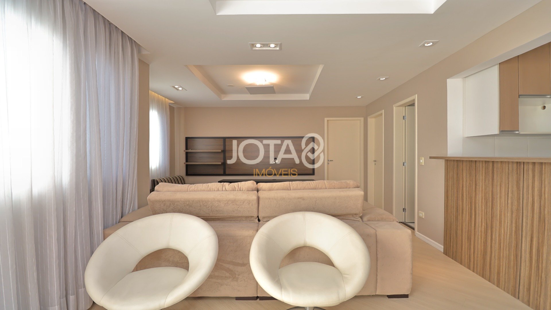 LINDO APARTAMENTO EM CONDOMÍNIO CLUBE