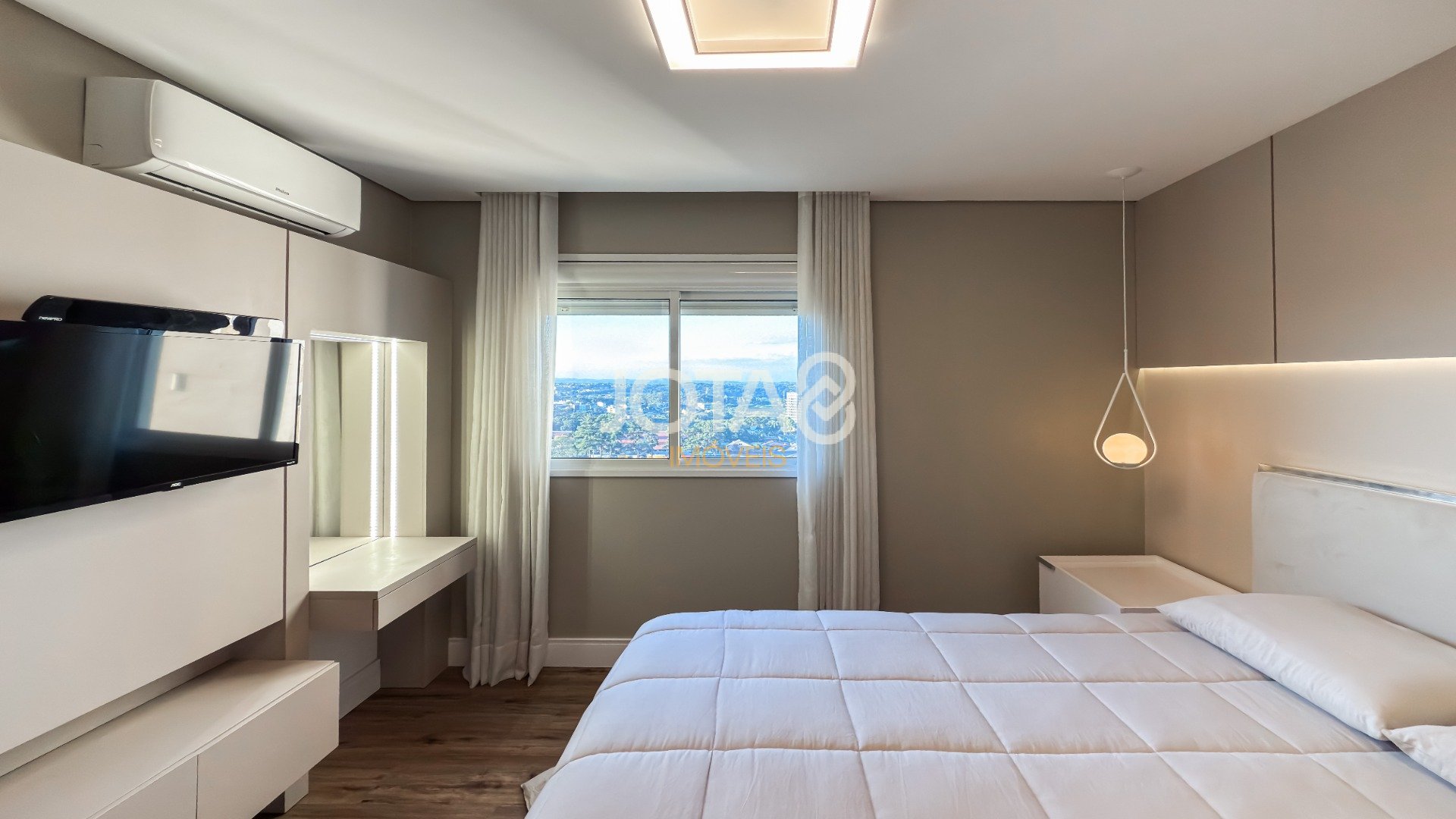 APARTAMENTO 3 SUÍTES