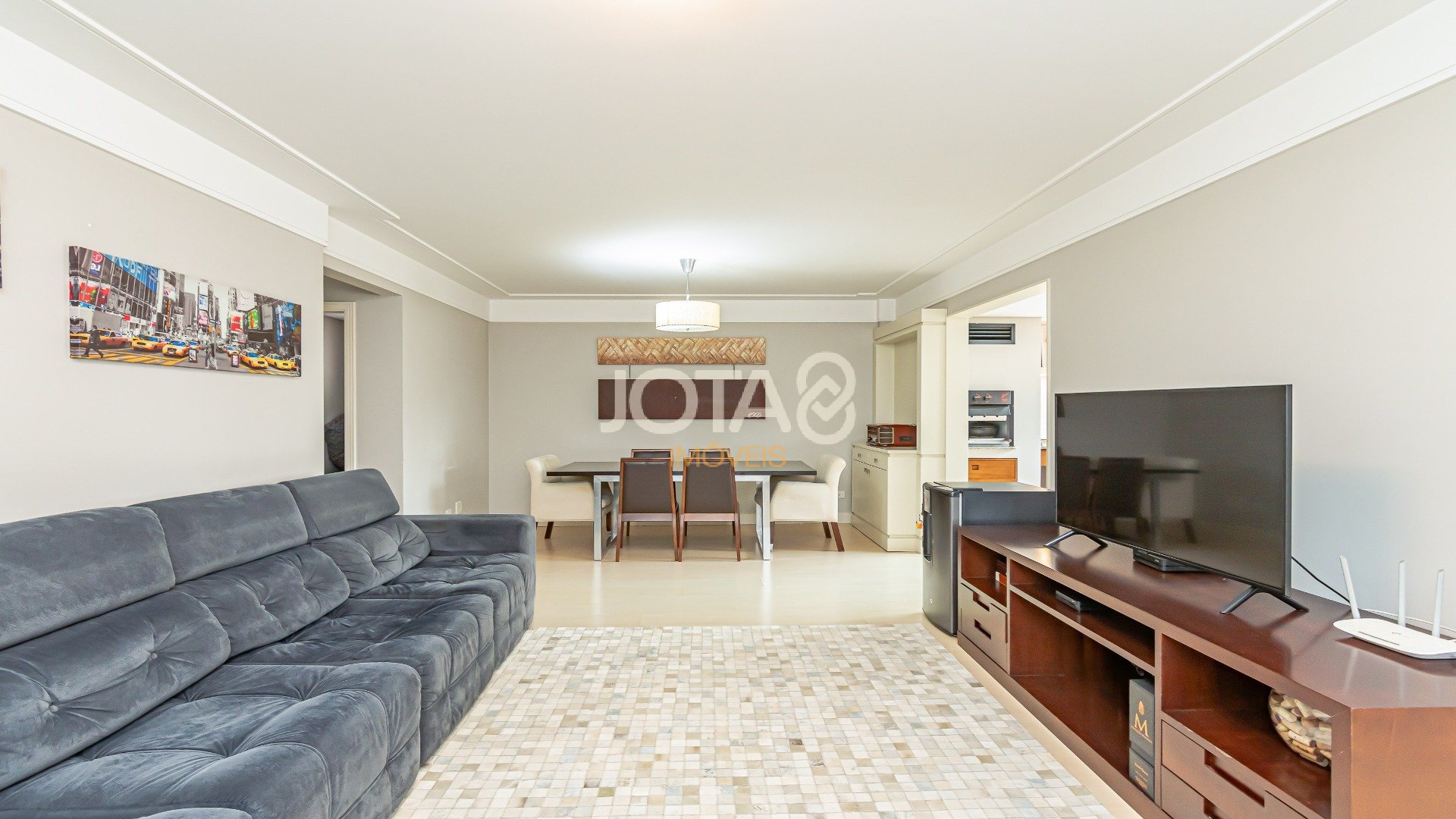 APARTAMENTO 3 QUARTOS E 3 VAGAS NO BATEL