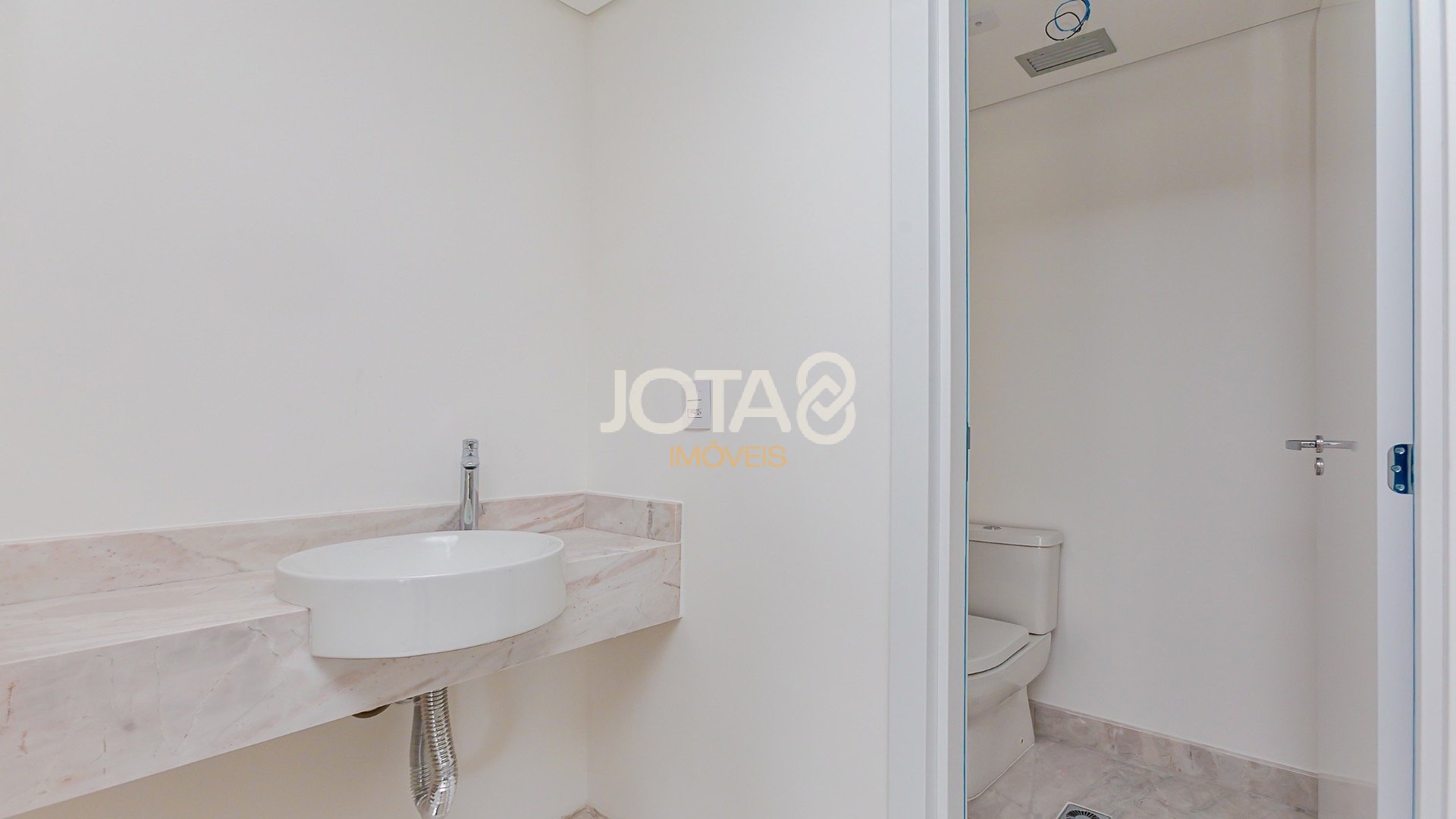 APARTAMENTO DUPLEX BATEL