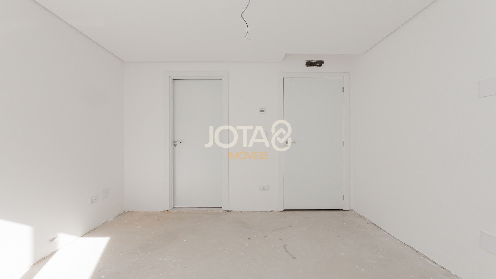 APARTAMENTO DUPLEX BATEL