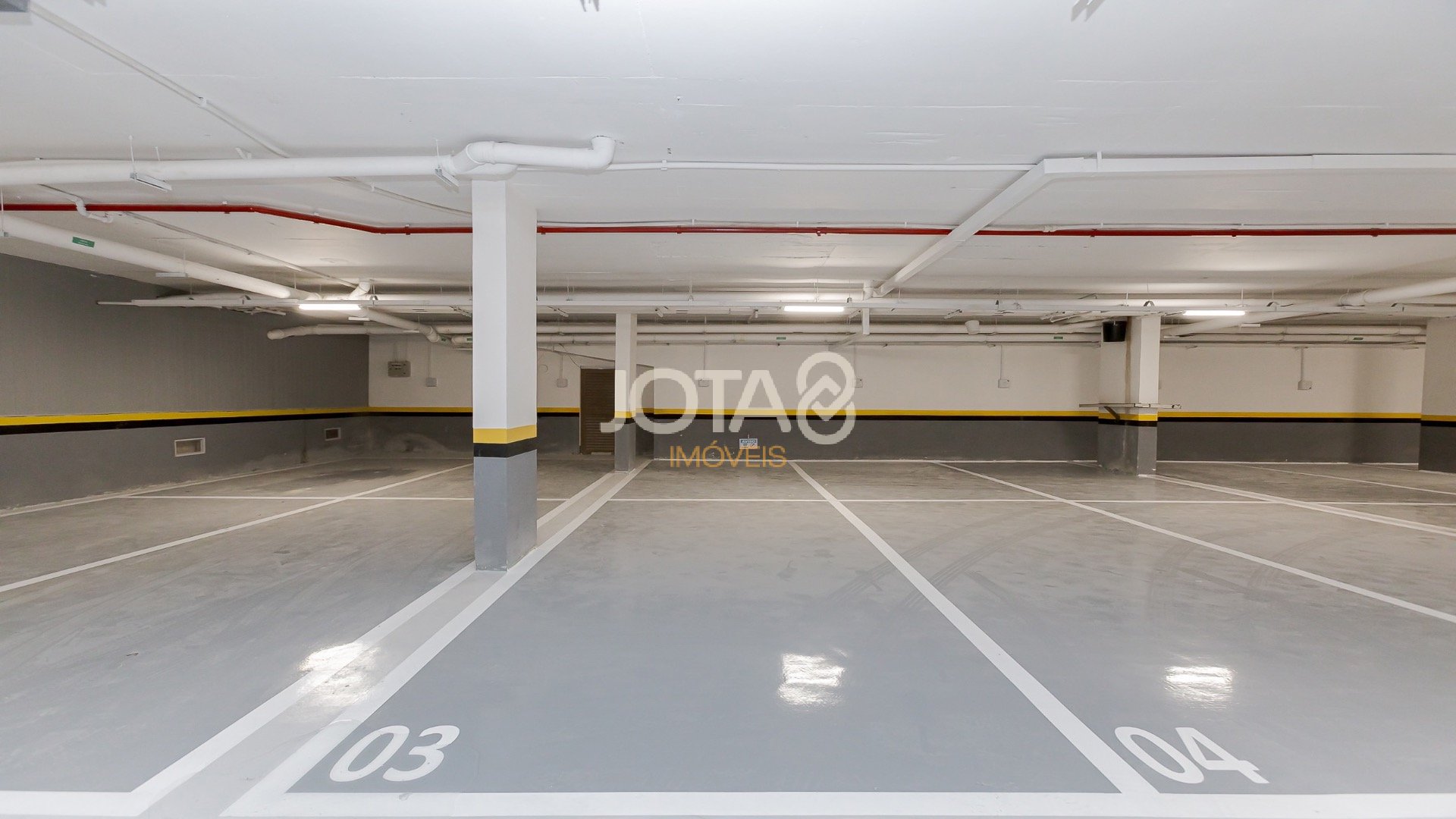 APARTAMENTO DUPLEX BATEL