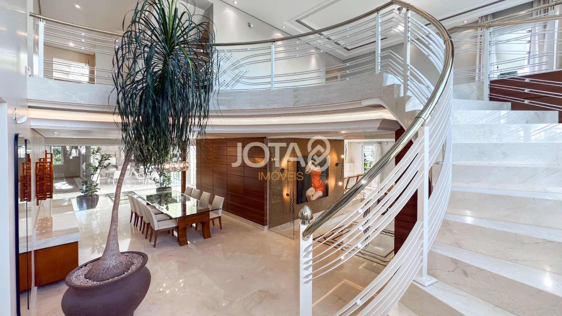 CASA EM CONDOMINIO COM 5 QUARTOS EM SANTA FELICIDADE!