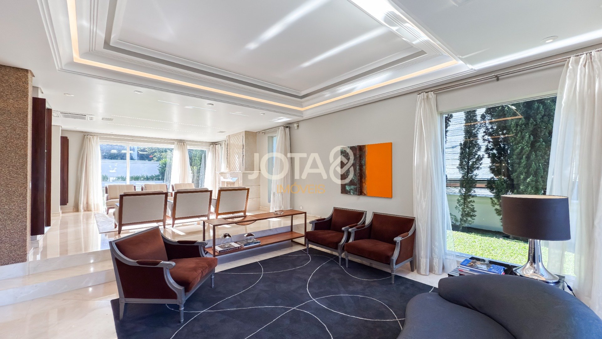 CASA EM CONDOMINIO COM 5 QUARTOS EM SANTA FELICIDADE!