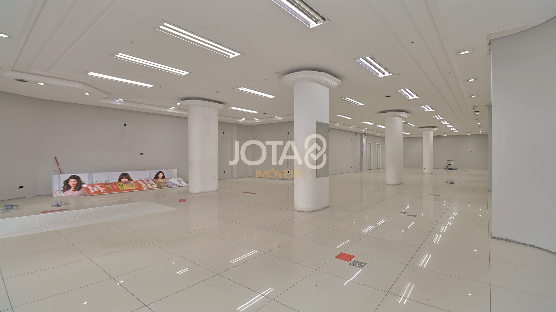 LOJA E SOBRELOJA NO CENTRO - ÓTIMA LOCALIZAÇÃO
