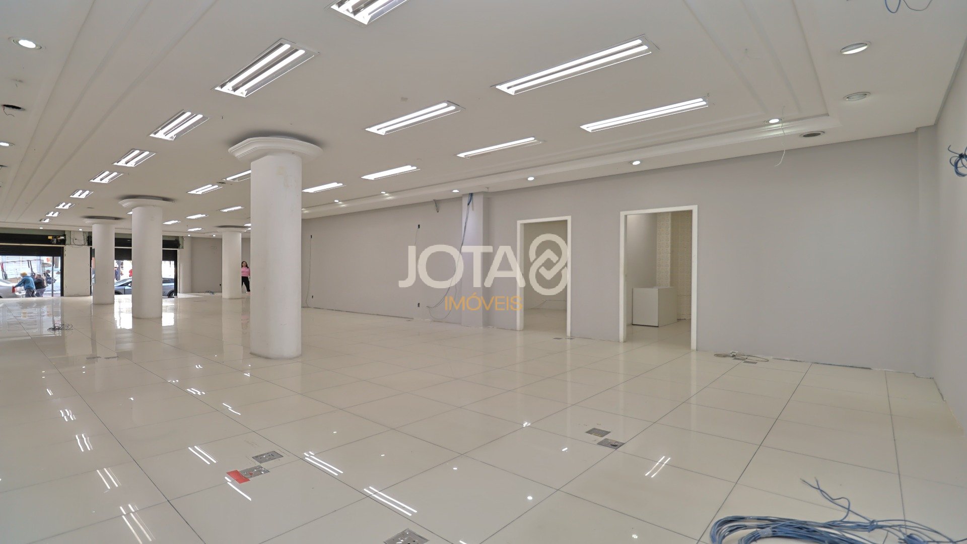 LOJA E SOBRELOJA NO CENTRO - ÓTIMA LOCALIZAÇÃO