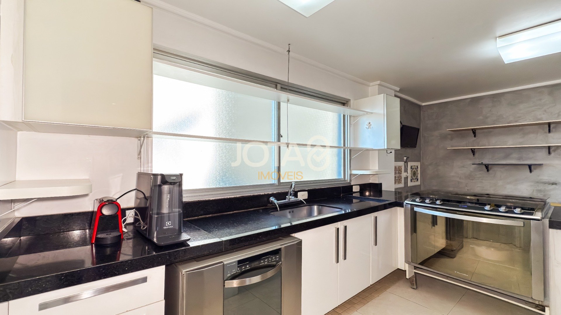 COBERTURA DUPLEX COM 4 QUARTOS E PISCINA NO VILA IZABEL