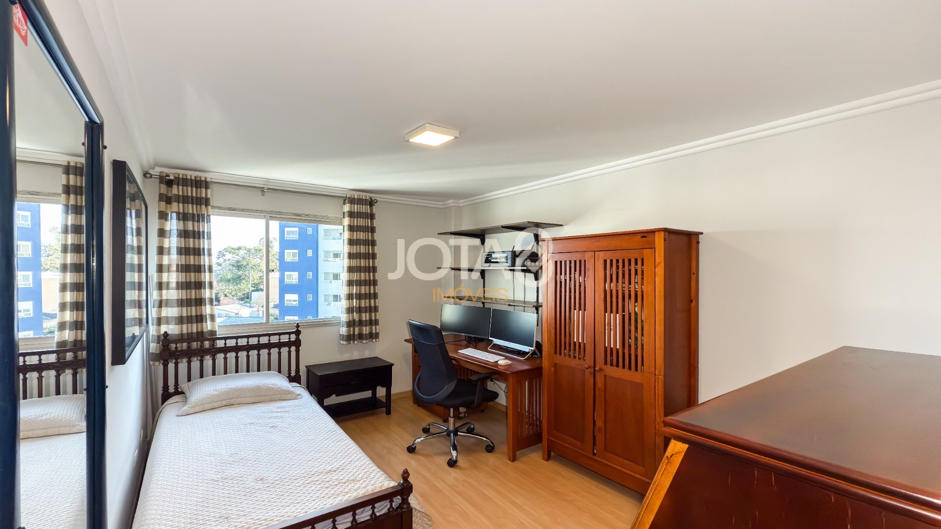 COBERTURA DUPLEX COM 4 QUARTOS E PISCINA NO VILA IZABEL