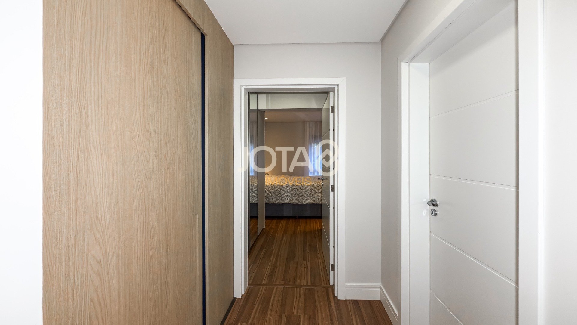 EXCELENTE APARTAMENTO 03 QUARTOS  NO AHÚ