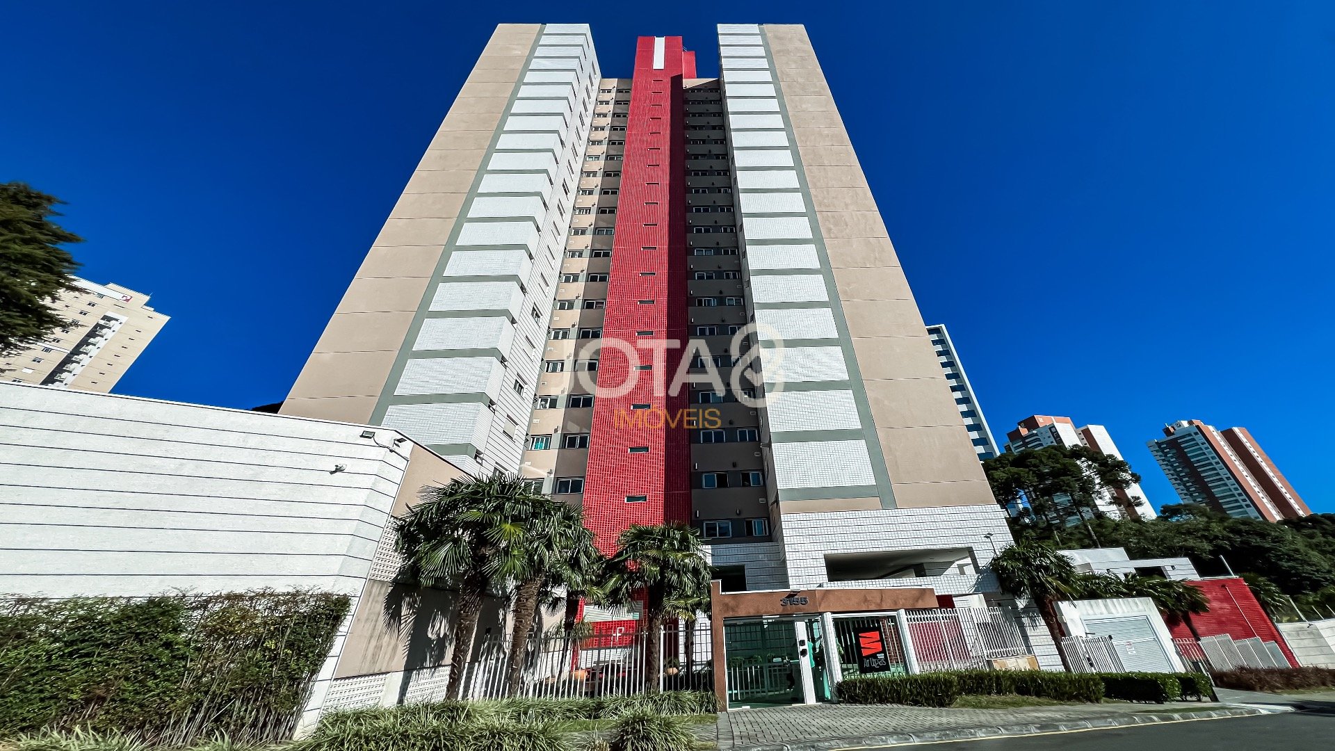 APARTAMENTO COM 2 DORMITÓRIO E 2 VAGAS NO ECOVILLE