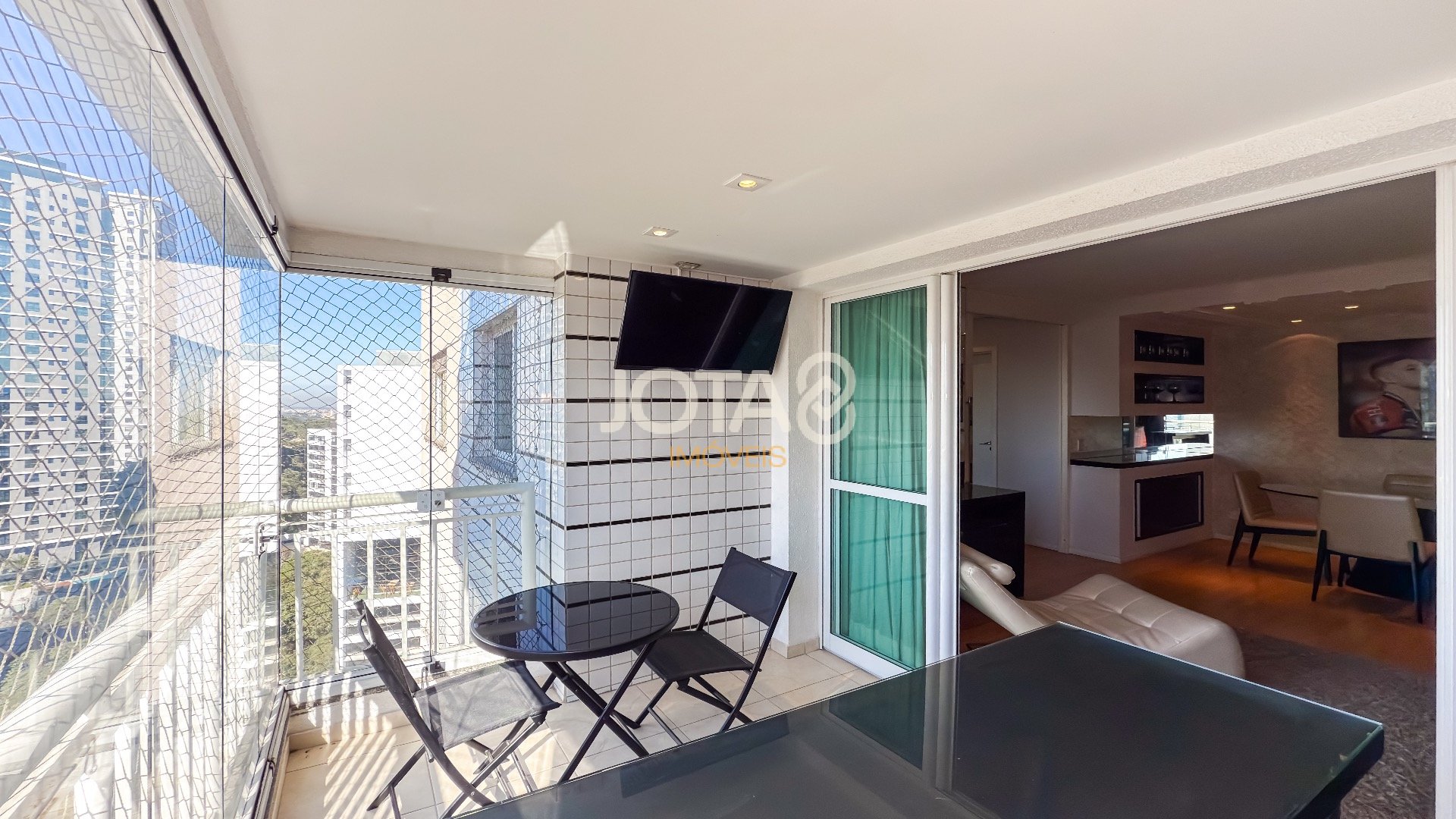 APARTAMENTO COM 2 DORMITÓRIO E 2 VAGAS NO ECOVILLE
