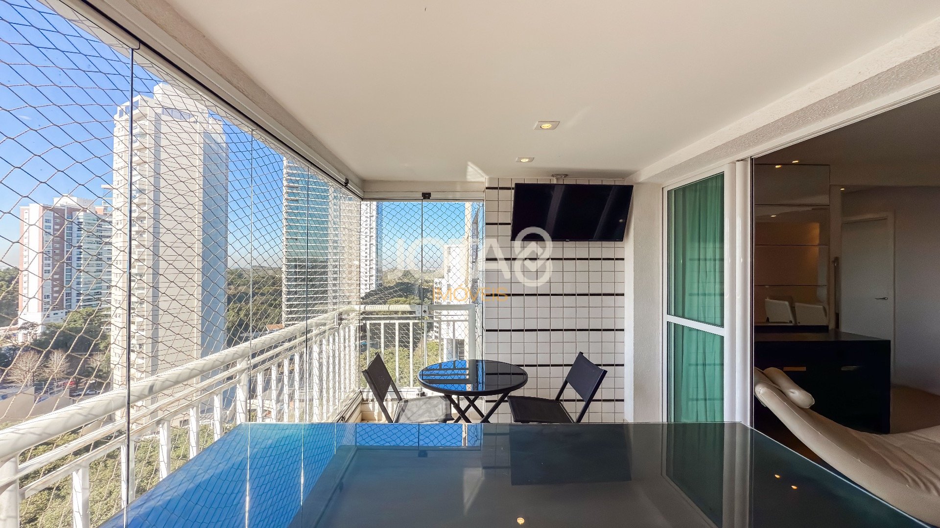 APARTAMENTO COM 2 DORMITÓRIO E 2 VAGAS NO ECOVILLE