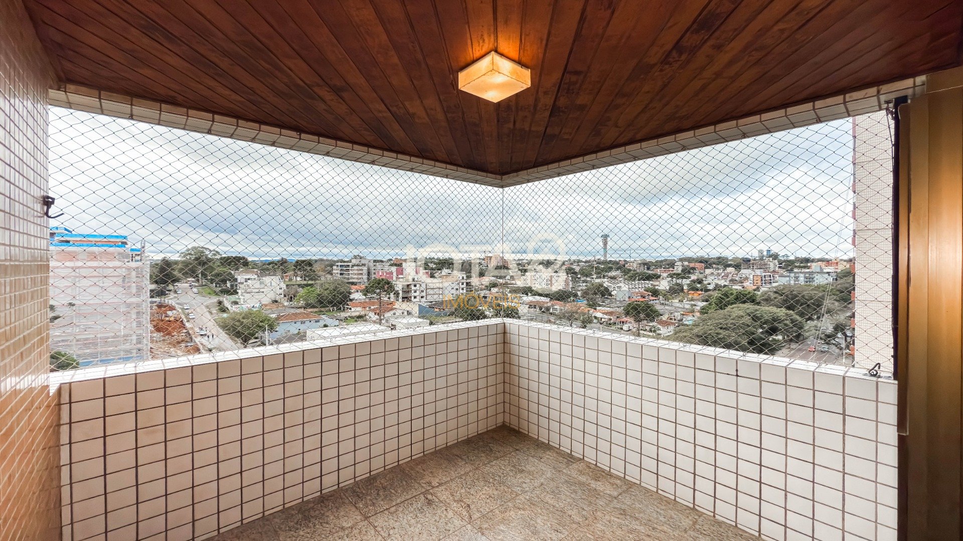 APARTAMENTO FACE NORTE COM 4 QUARTOS NO BIGORRILHO