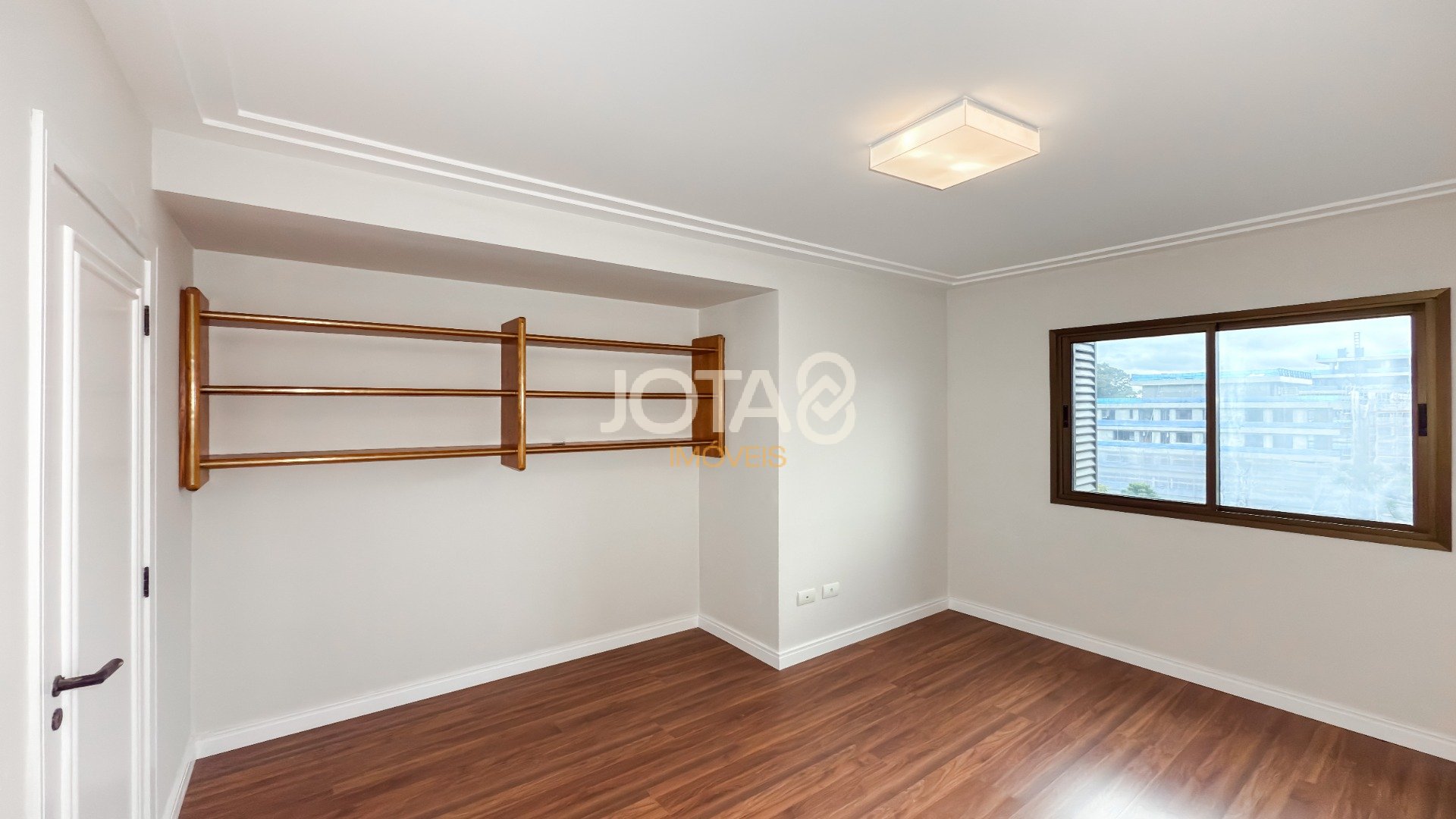 APARTAMENTO FACE NORTE COM 4 QUARTOS NO BIGORRILHO