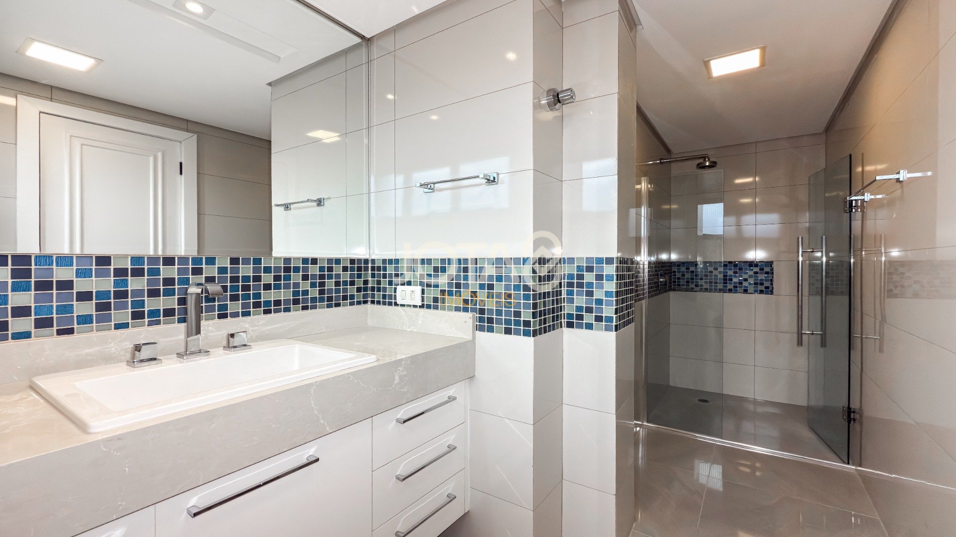 APARTAMENTO FACE NORTE COM 4 QUARTOS NO BIGORRILHO