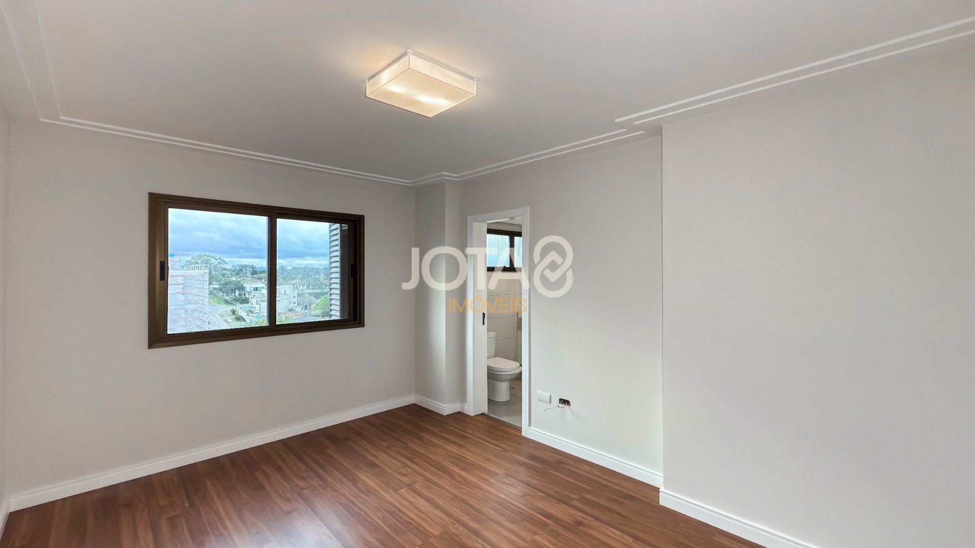 APARTAMENTO FACE NORTE COM 4 QUARTOS NO BIGORRILHO