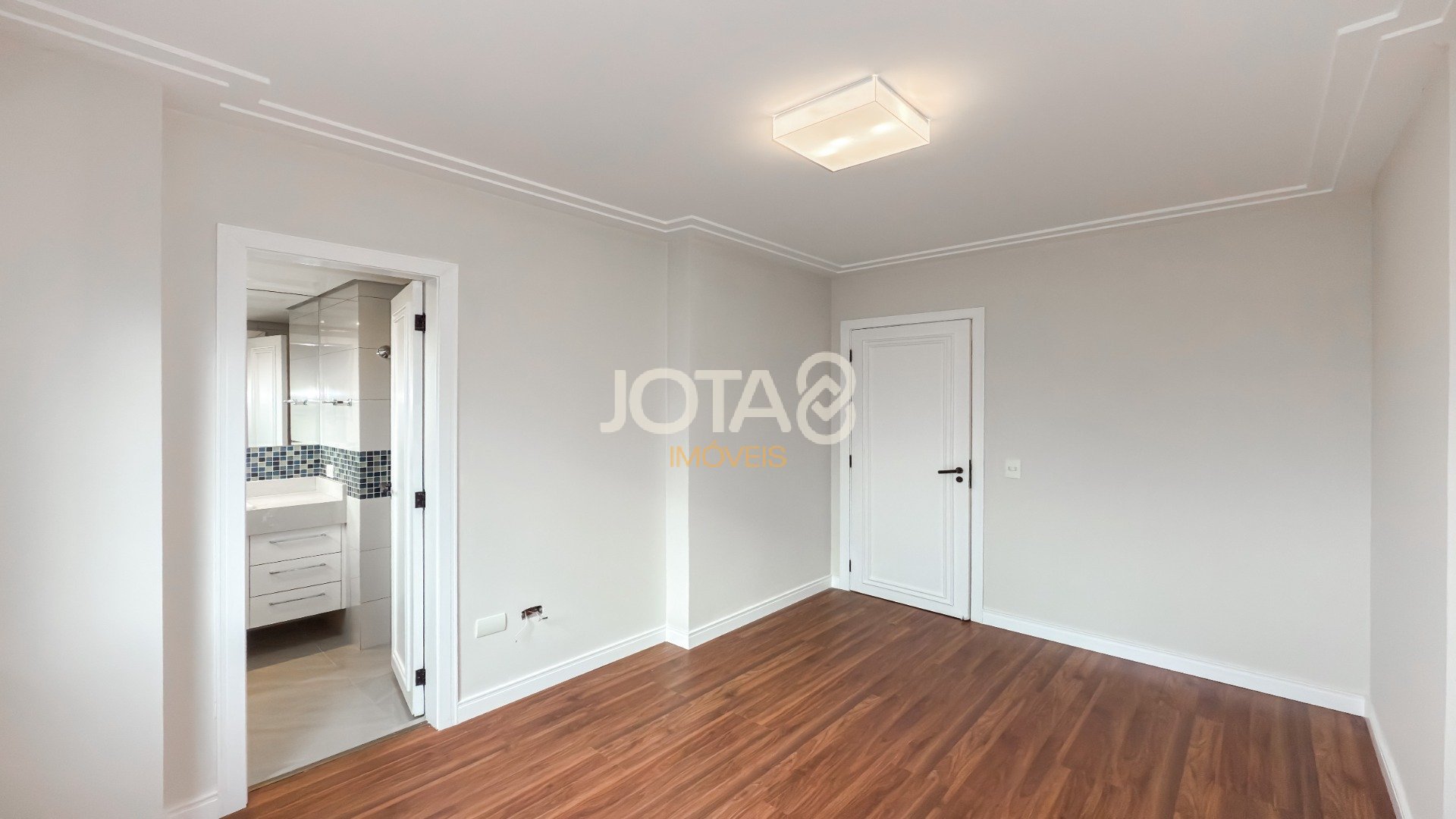 APARTAMENTO FACE NORTE COM 4 QUARTOS NO BIGORRILHO