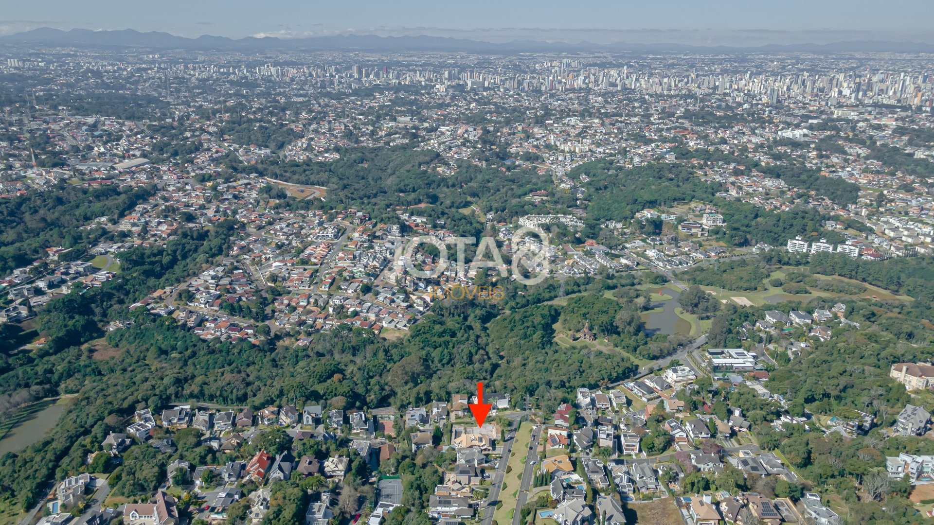 TERRENO EM CONDOMÍNIO NO PARQUE TINGUI