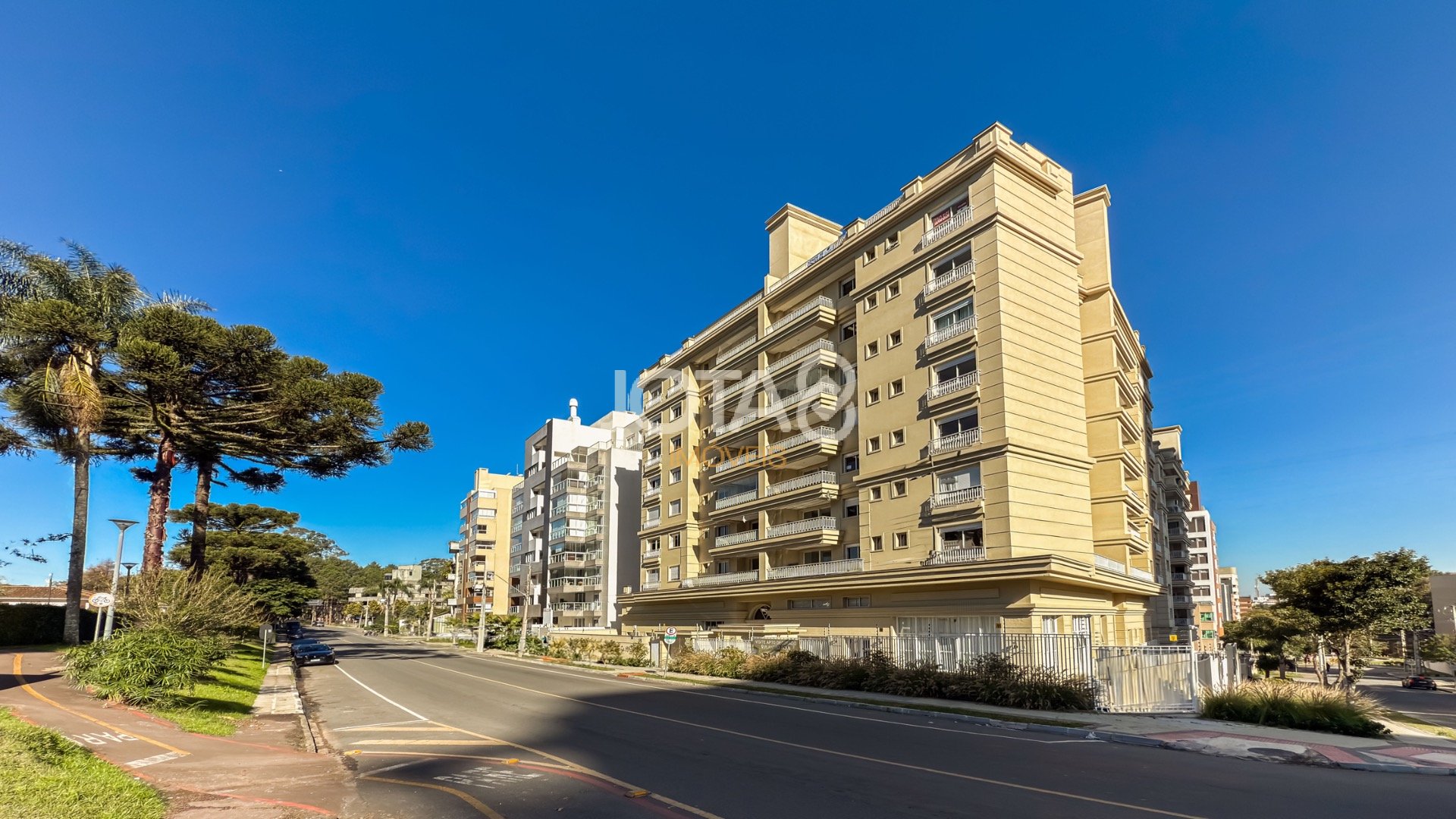 APARTAMENTO 03 SUÍTES E 03 VAGAS
