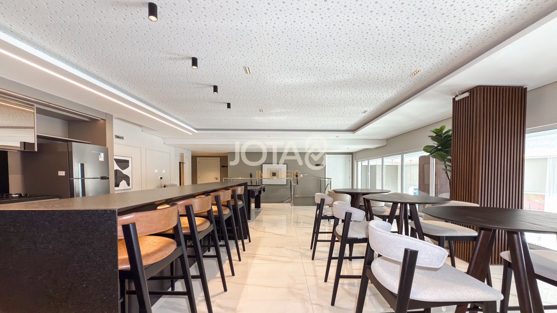 APARTAMENTO 03 SUÍTES E 03 VAGAS