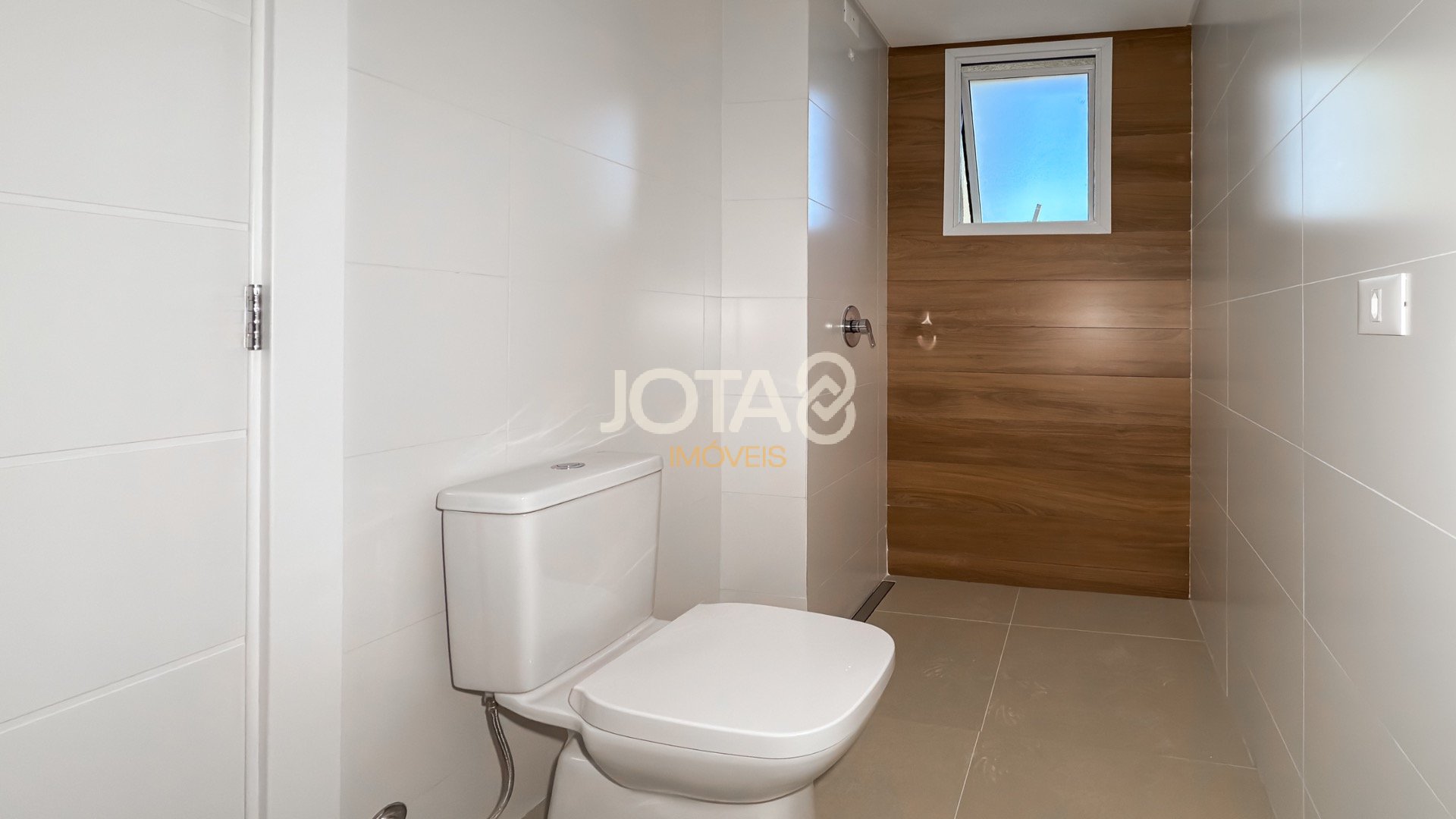 APARTAMENTO 03 SUÍTES E 03 VAGAS