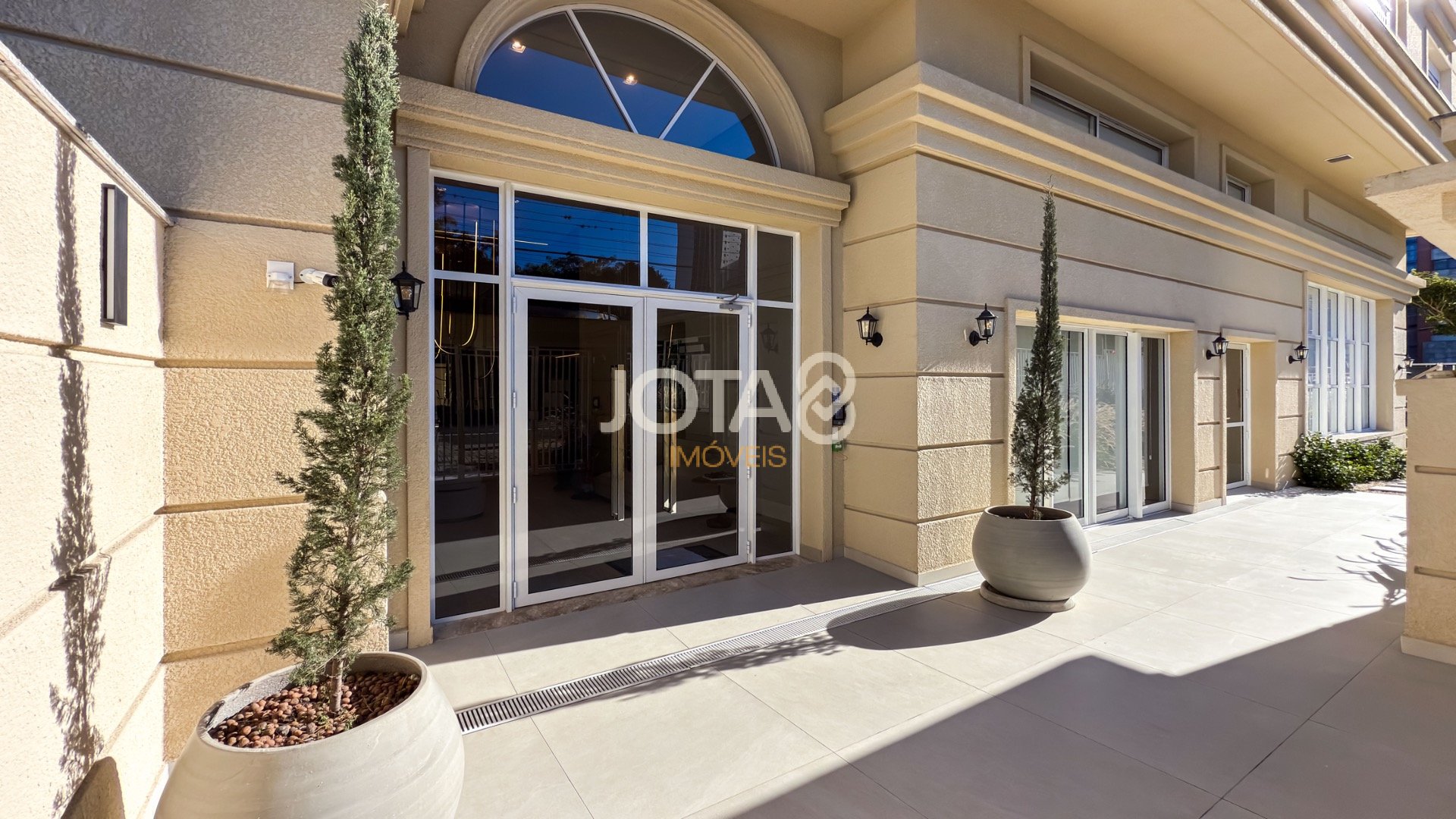 APARTAMENTO 03 SUÍTES E 03 VAGAS