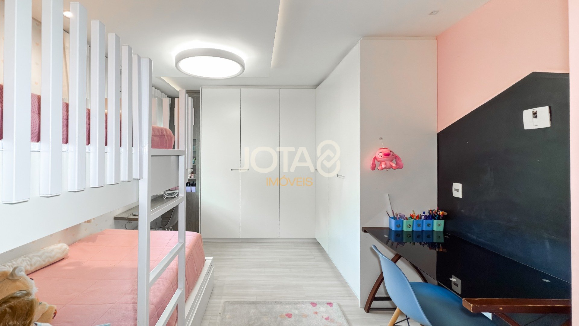 COBERTURA DUPLEX COM 3 QUARTOS E ESPAÇO GOURMET