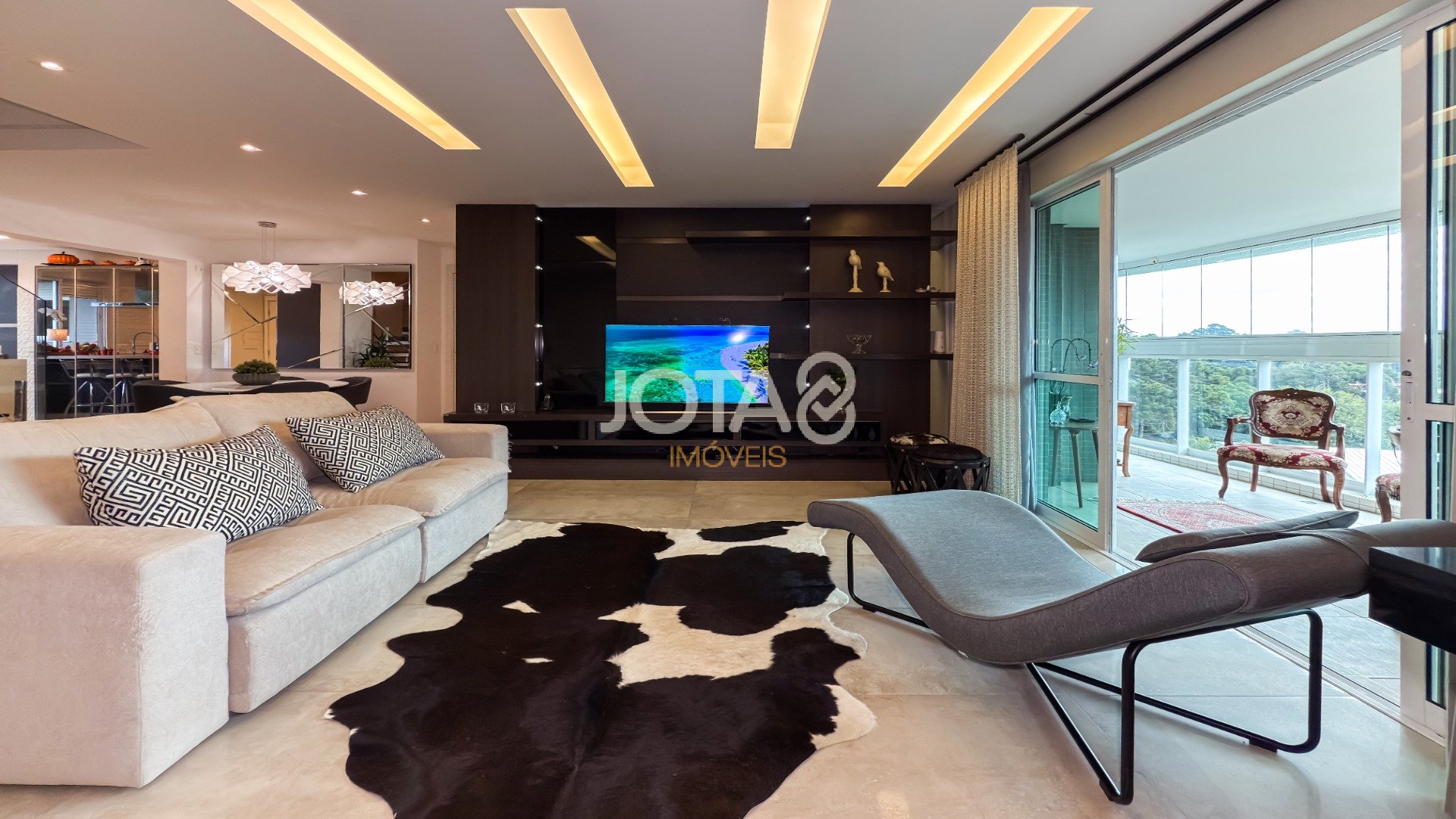 COBERTURA DUPLEX COM 3 QUARTOS E ESPAÇO GOURMET