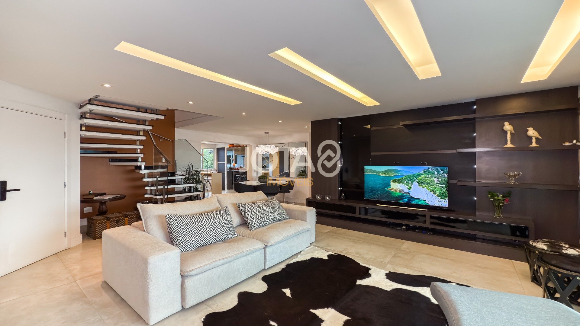COBERTURA DUPLEX COM 3 QUARTOS E ESPAÇO GOURMET
