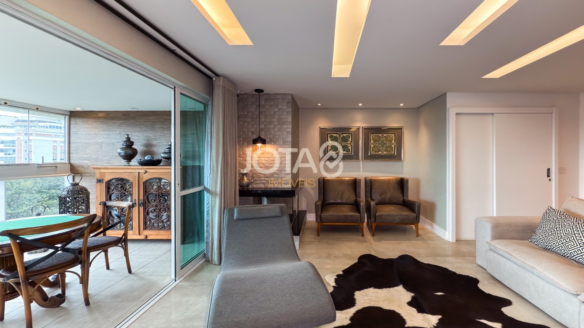 COBERTURA DUPLEX COM 3 QUARTOS E ESPAÇO GOURMET