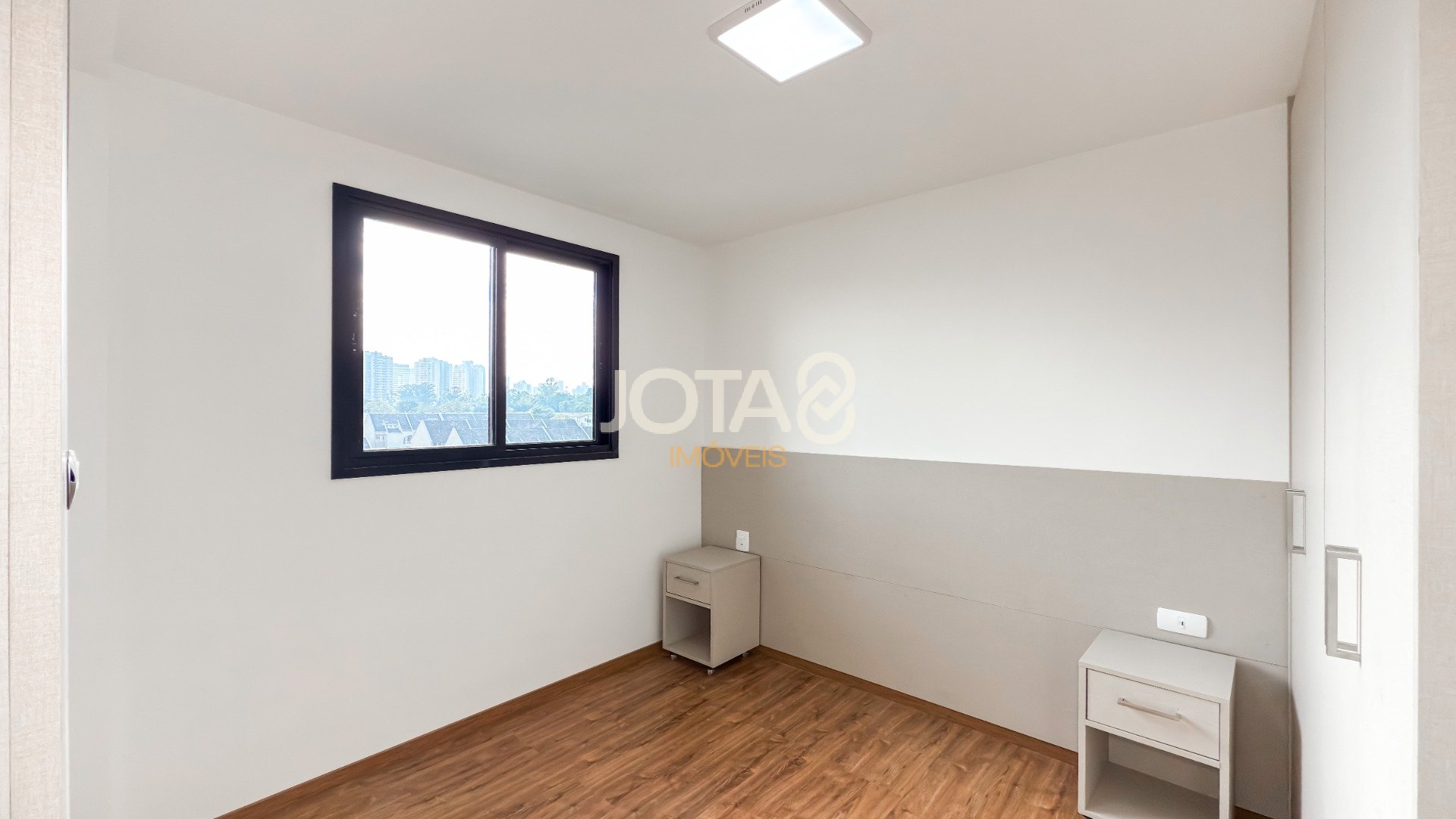 APARTAMENTO DE 2 QUARTOS COM 44M² NO ECOVILLE, PRÓXIMO À UNIVERSIDADE