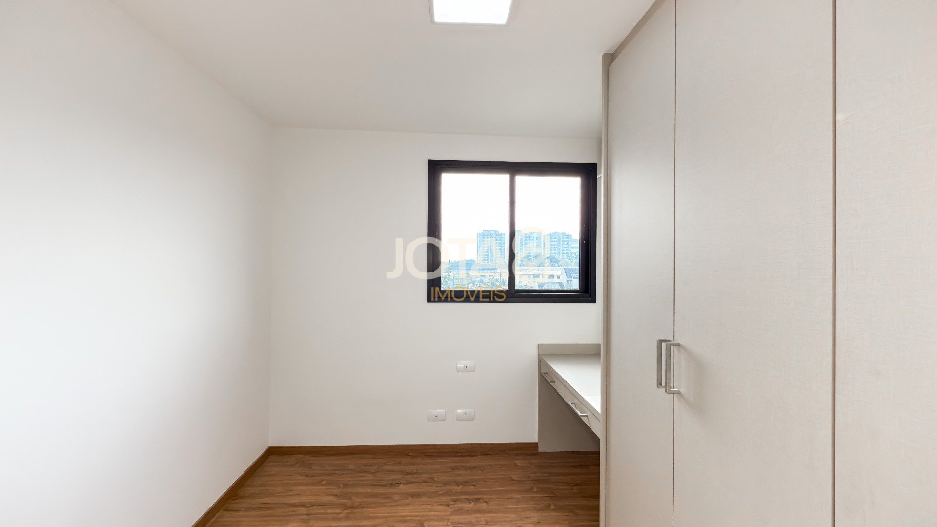 APARTAMENTO DE 2 QUARTOS COM 44M² NO ECOVILLE, PRÓXIMO À UNIVERSIDADE