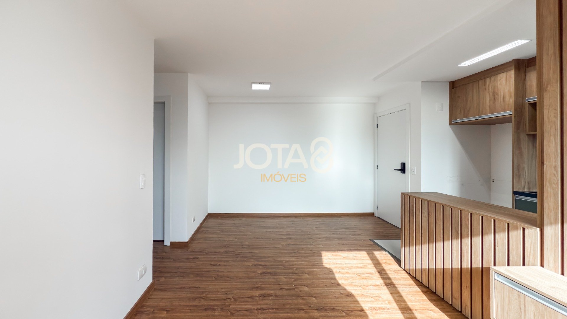 APARTAMENTO DE 2 QUARTOS COM 44M² NO ECOVILLE, PRÓXIMO À UNIVERSIDADE