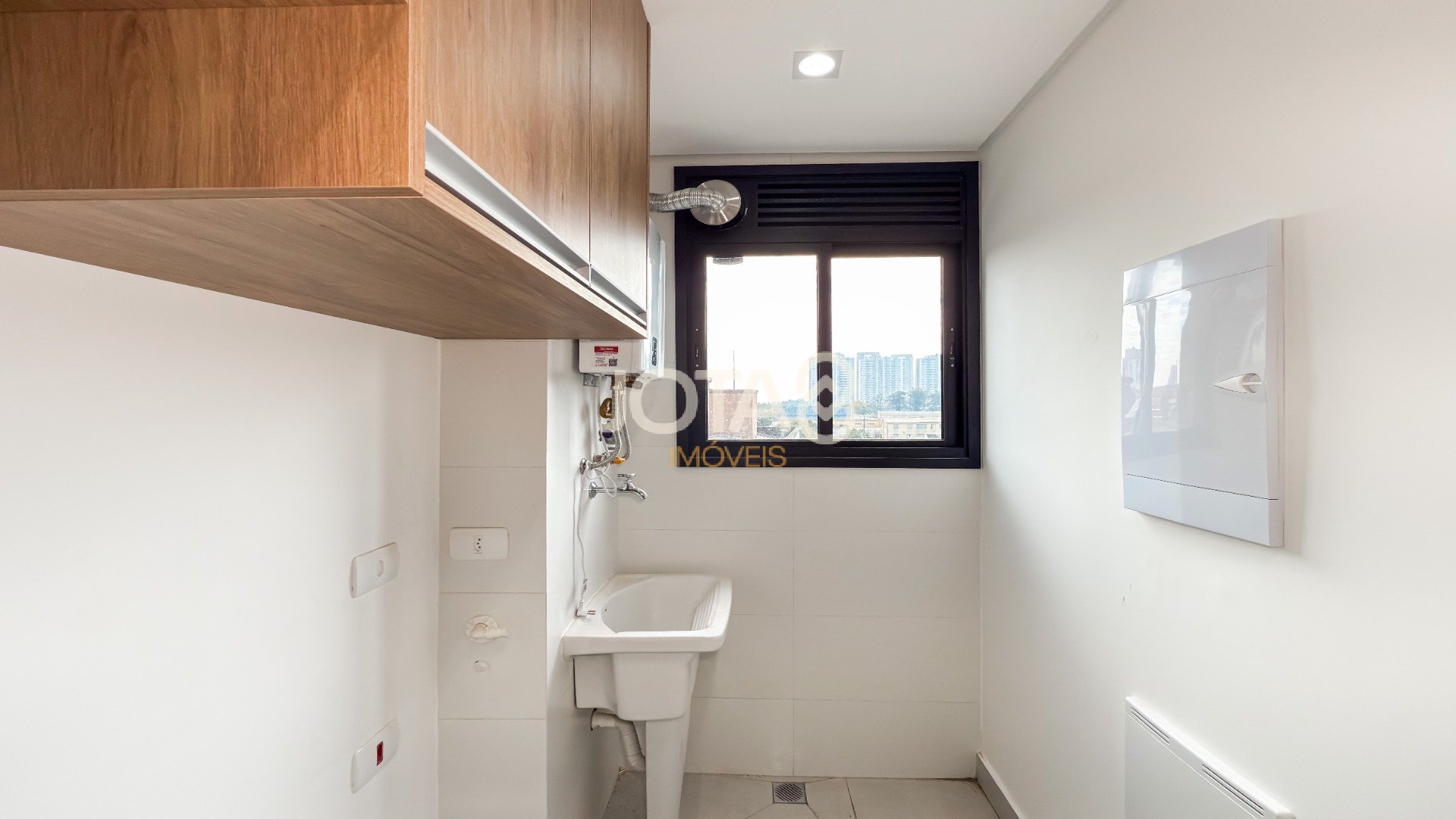 APARTAMENTO DE 2 QUARTOS COM 44M² NO ECOVILLE, PRÓXIMO À UNIVERSIDADE