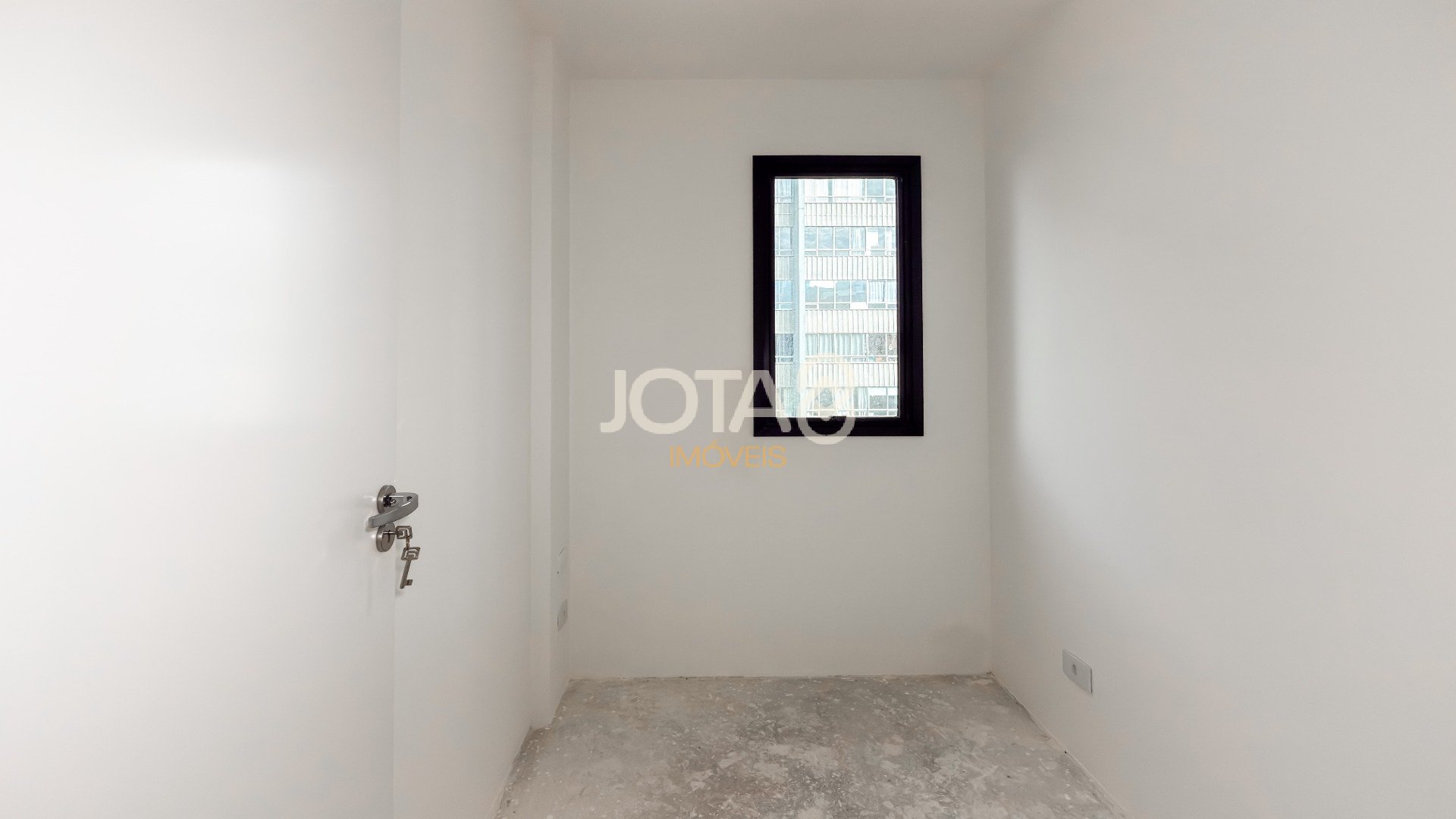 STUDIO DE 2 QUARTOS E 1 VAGA DE GARAGEM