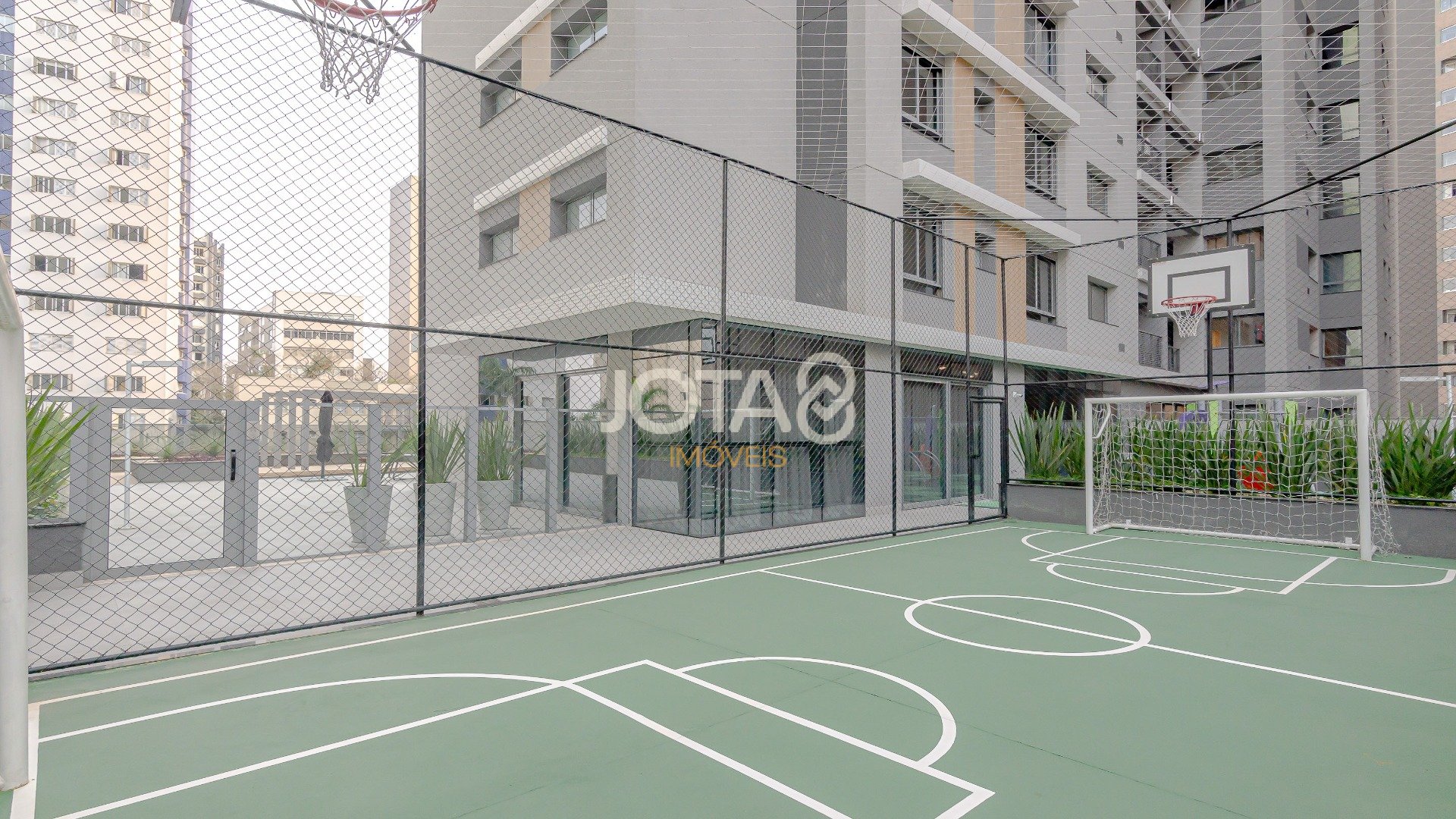 APARTAMENTO COM 3 SUÍTES AO LADO DO CLUBE CURITIBANO