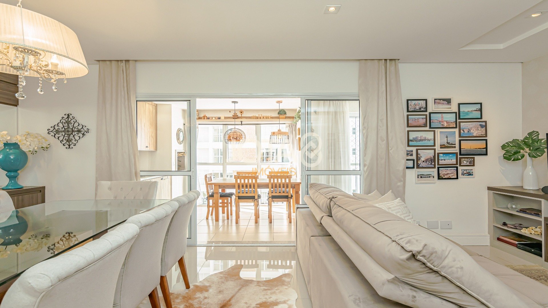 APARTAMENTO ENSOLARADO NO ECOVILLE, PRÉDIO CLUBE