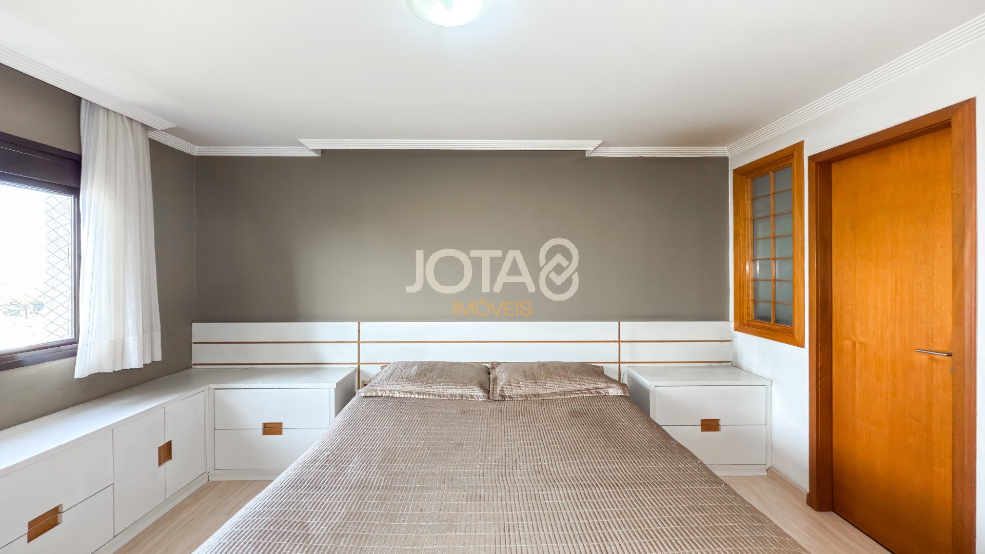 APARTAMENTO 2 QUARTOS 1 VAGA NO ECOVILLE