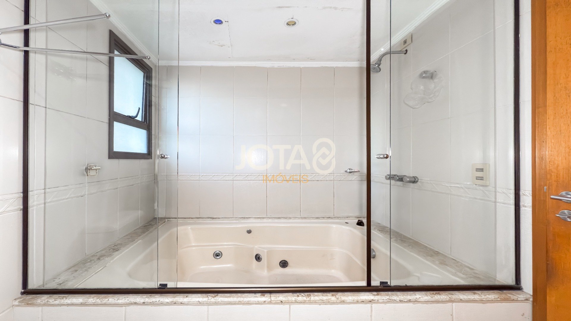APARTAMENTO 2 QUARTOS 1 VAGA NO ECOVILLE
