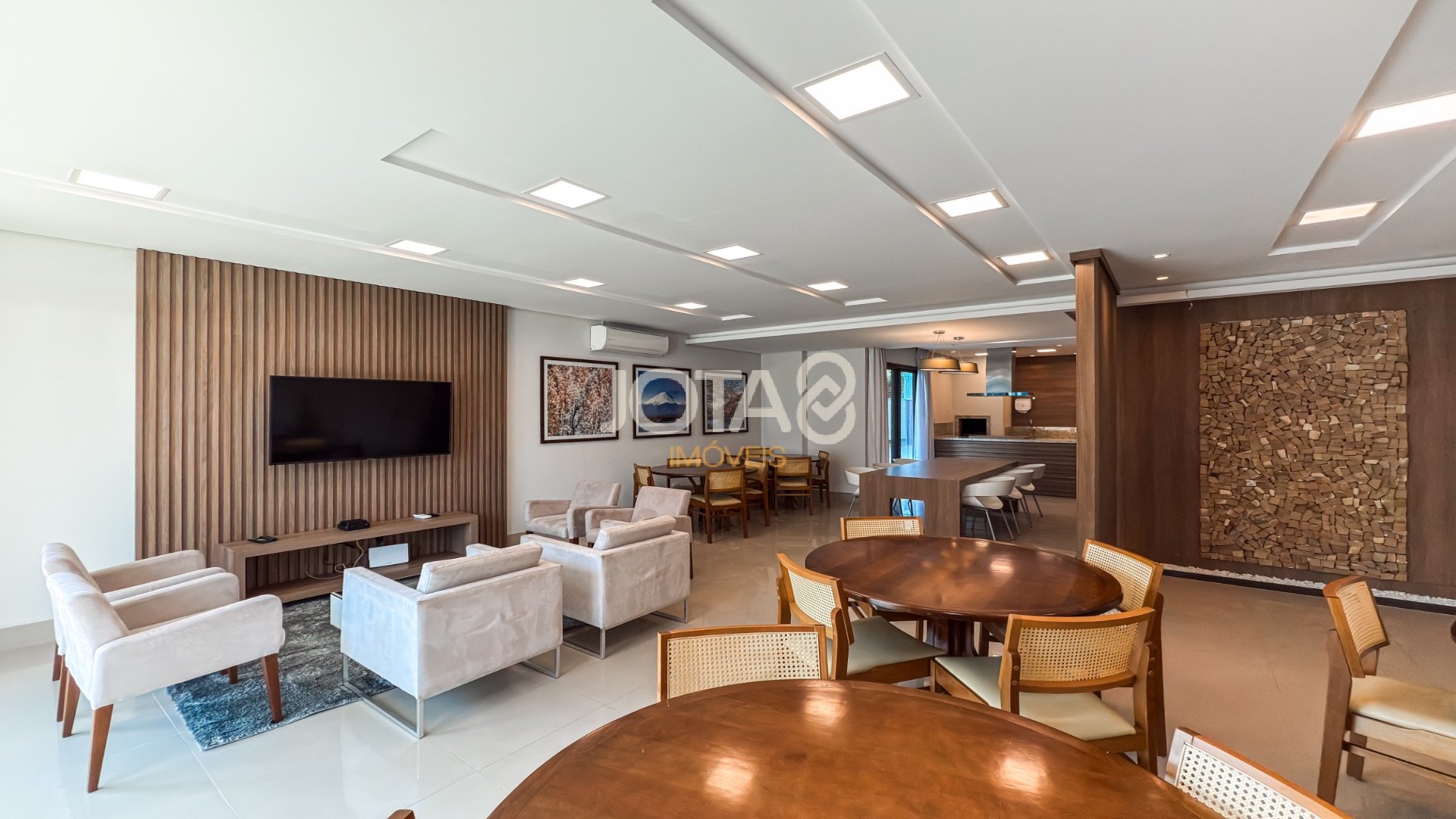 APARTAMENTO COM 3 QUARTOS E UMA SUÍTE NO BIGORRILHO