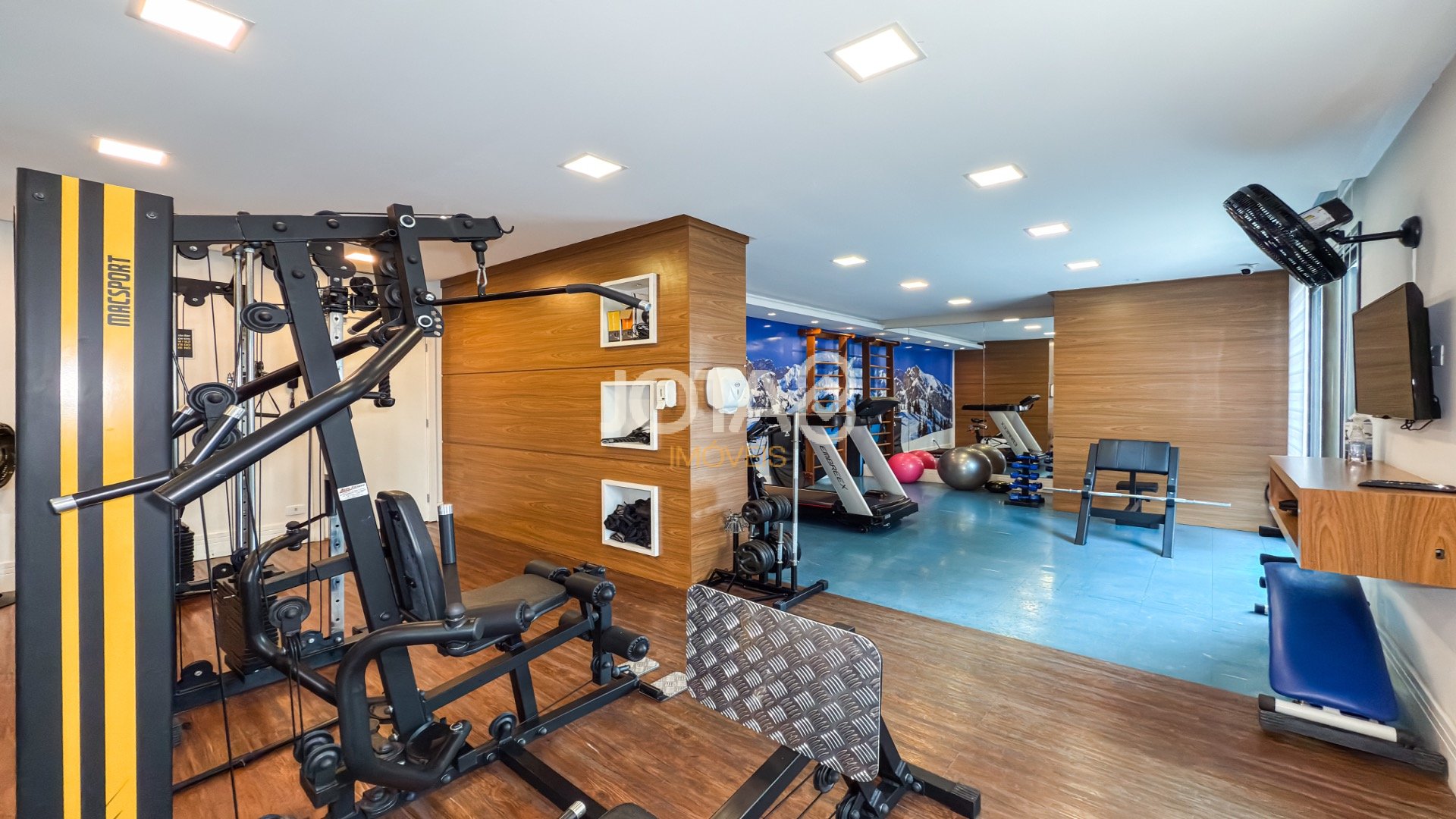 APARTAMENTO COM 3 QUARTOS E UMA SUÍTE NO BIGORRILHO