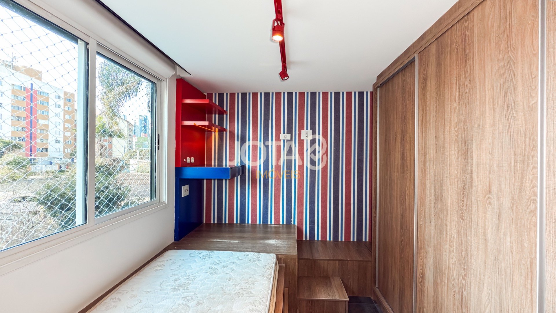 APARTAMENTO COM 3 QUARTOS E UMA SUÍTE NO BIGORRILHO